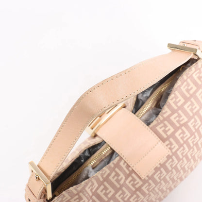 FENDI Mamma Baguette Zucchino Canvas & Leather Shoulder Bag in Pink 8BR036