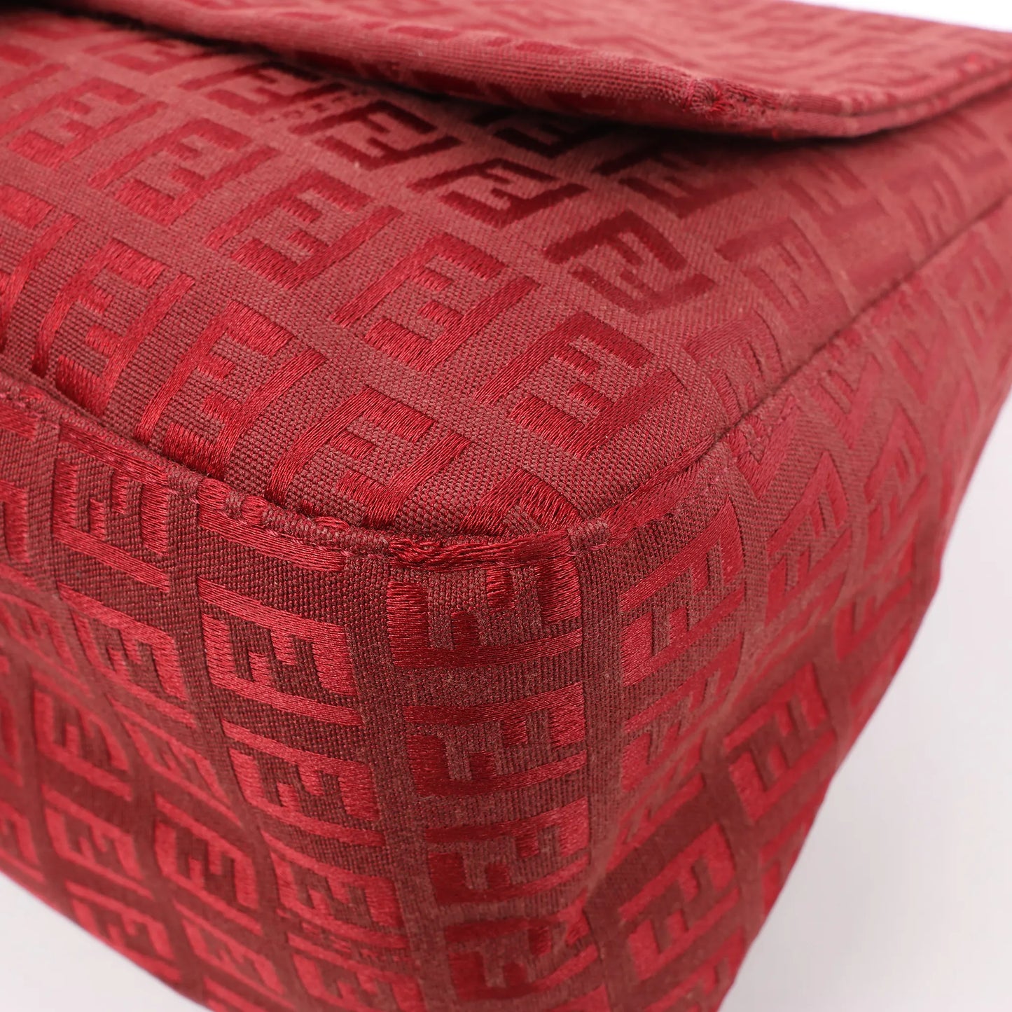 FENDI Zucchino Mamma Baguette Canvas & Leather Shoulder bag in Red 8BR001