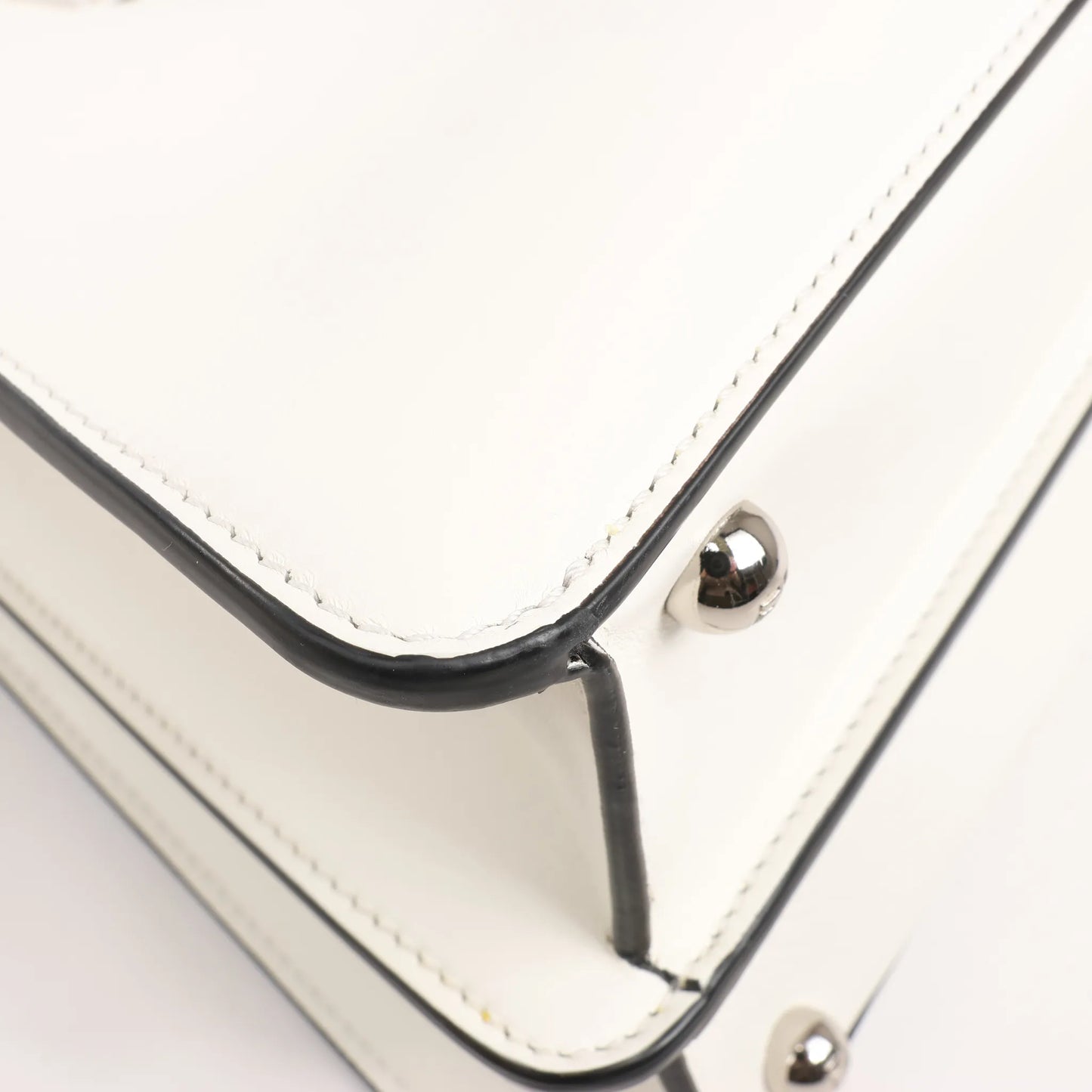 Fendi x Marc Jacobs Peekaboo ICU Co., Ltd. Medium Leather 2Way Handbag in White 8BN321