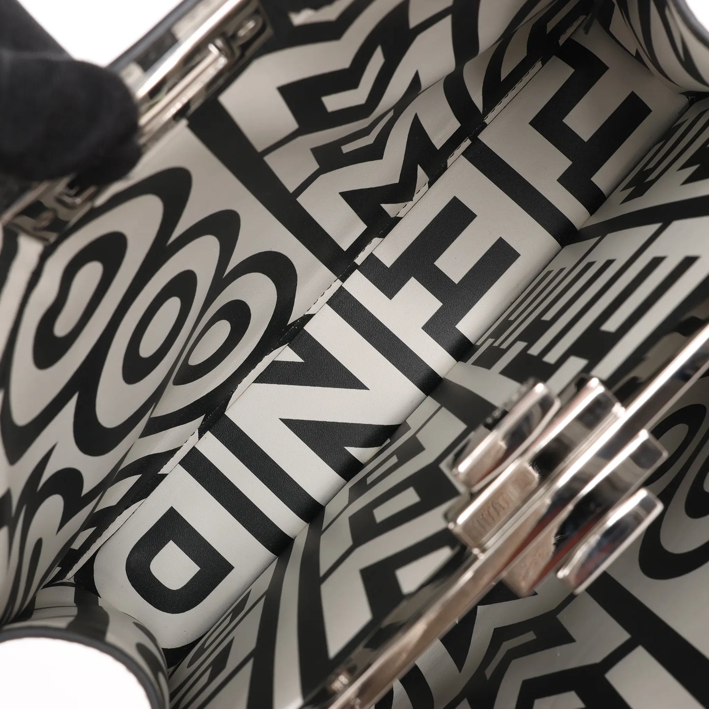 Fendi x Marc Jacobs Peekaboo ICU Co., Ltd. Medium Leather 2Way Handbag in White 8BN321