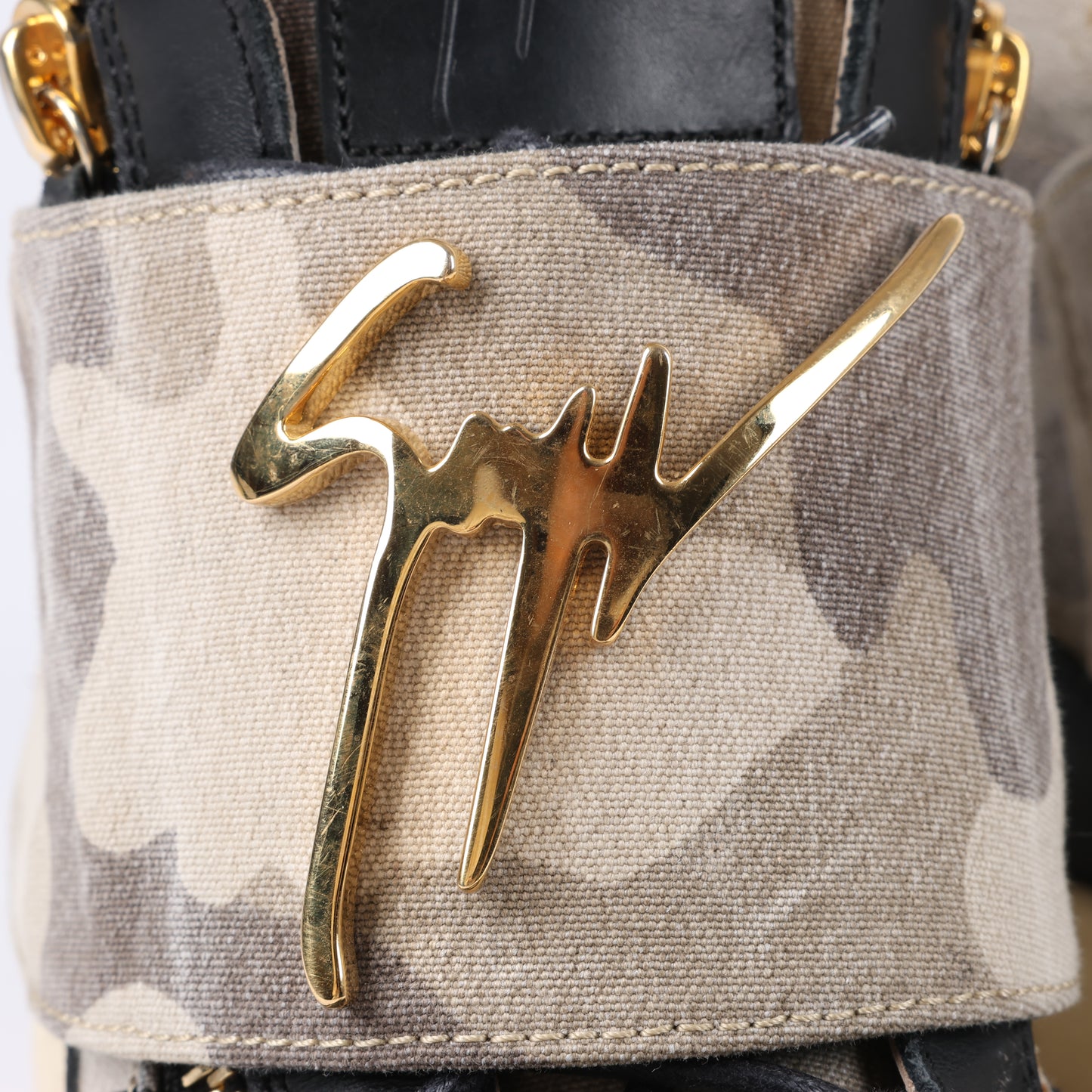 Giuseppe Zanotti High-top Sneakers Camouflage x Leather in Black, Size 40 EU