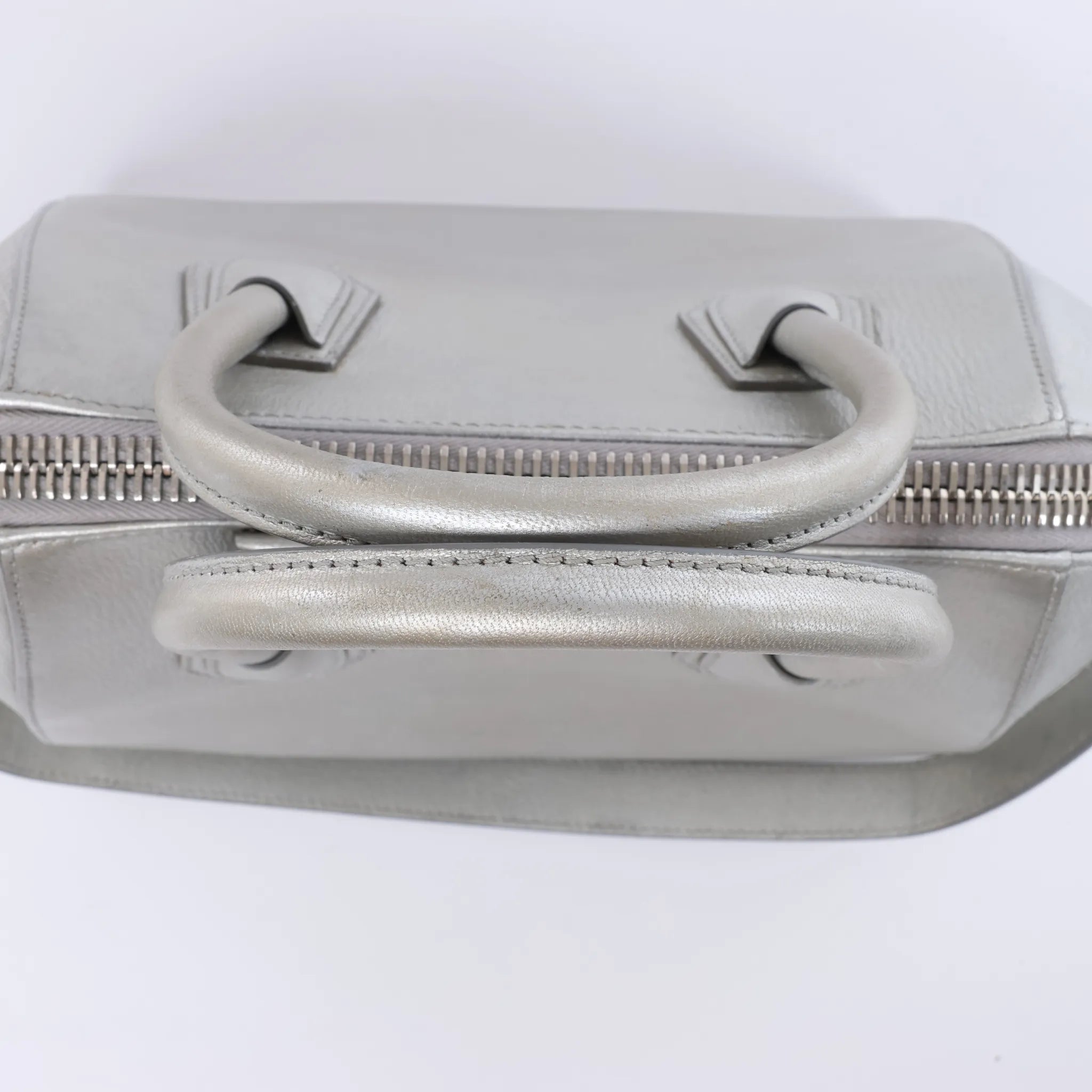 Givenchy Antigona Leather 2Way Handbag in Silver