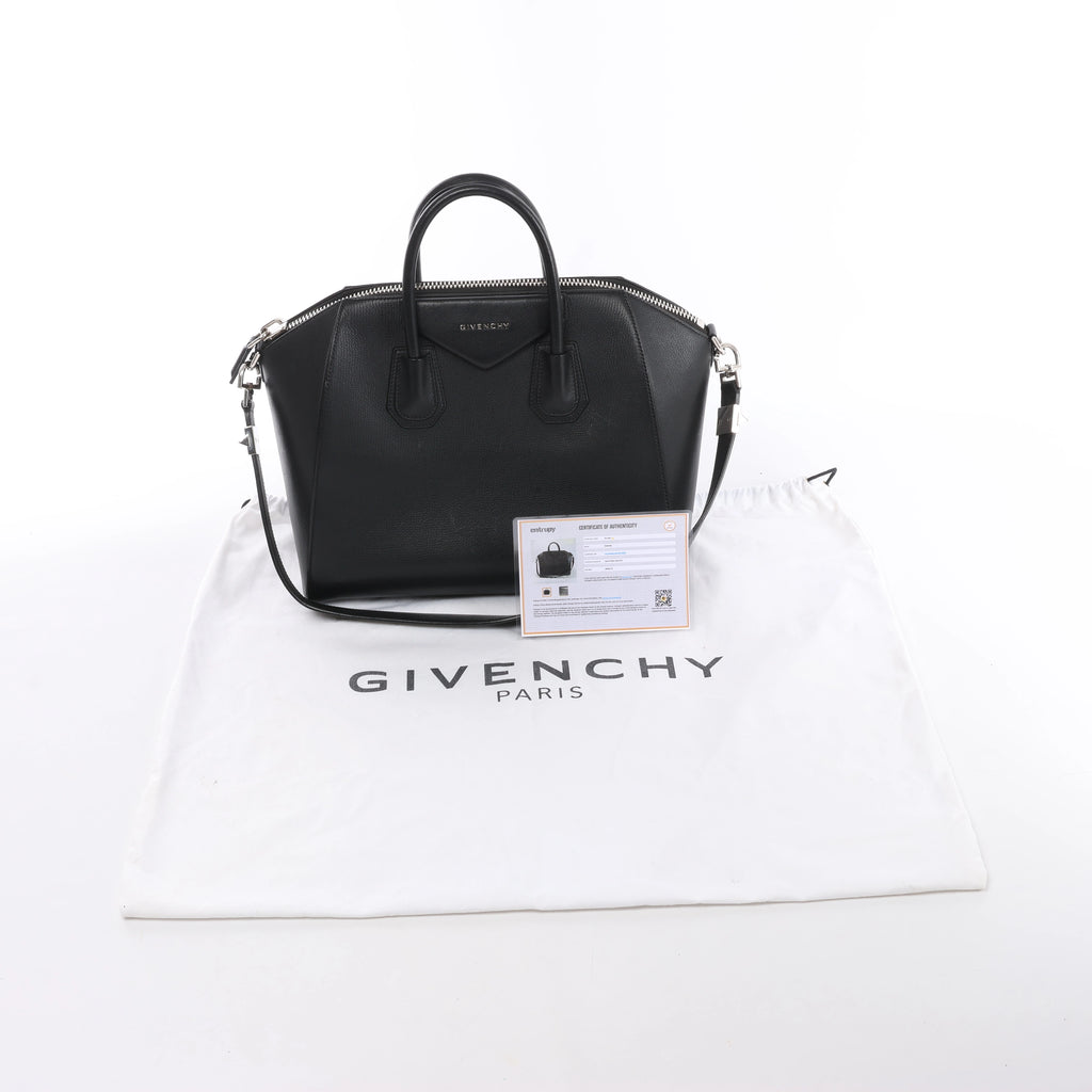 Givenchy Antigona Medium Leather 2Way Handbag in Black
