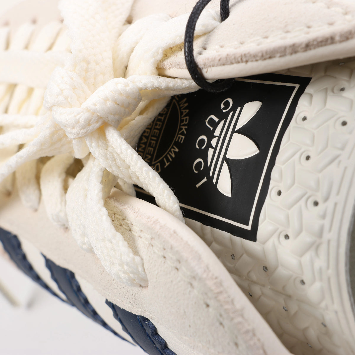 Gucci x Adidas Gazelle Leather Sneakers in White HQ8849, Size EU 40