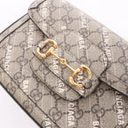 Bolso cruzado Gucci GG Marmont de piel en negro