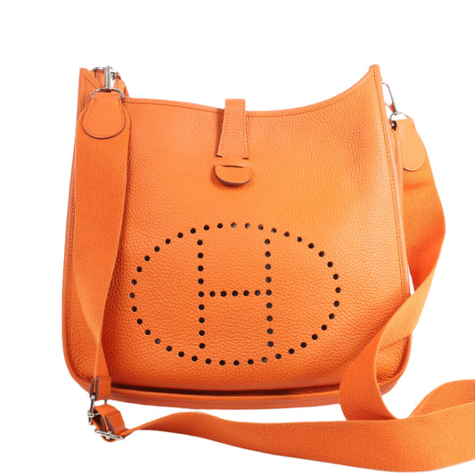 HERMES Evelyne 1 33 GM Taurillon Clémence Orange Garnitures en métal argenté Sac bandoulière □JO: 2011