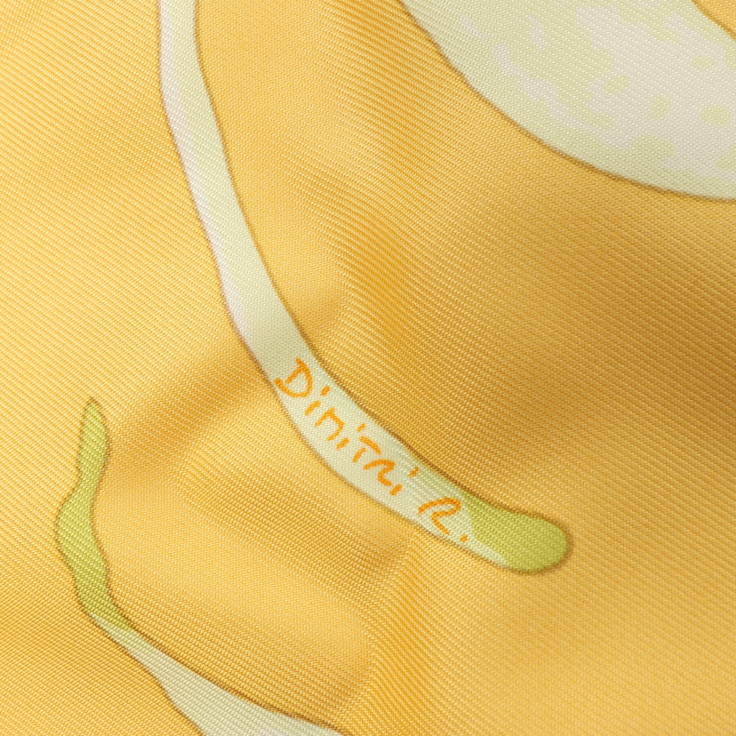 Hermès Carré 90 "Au gre du vent" Silk handkerchief in Yellow