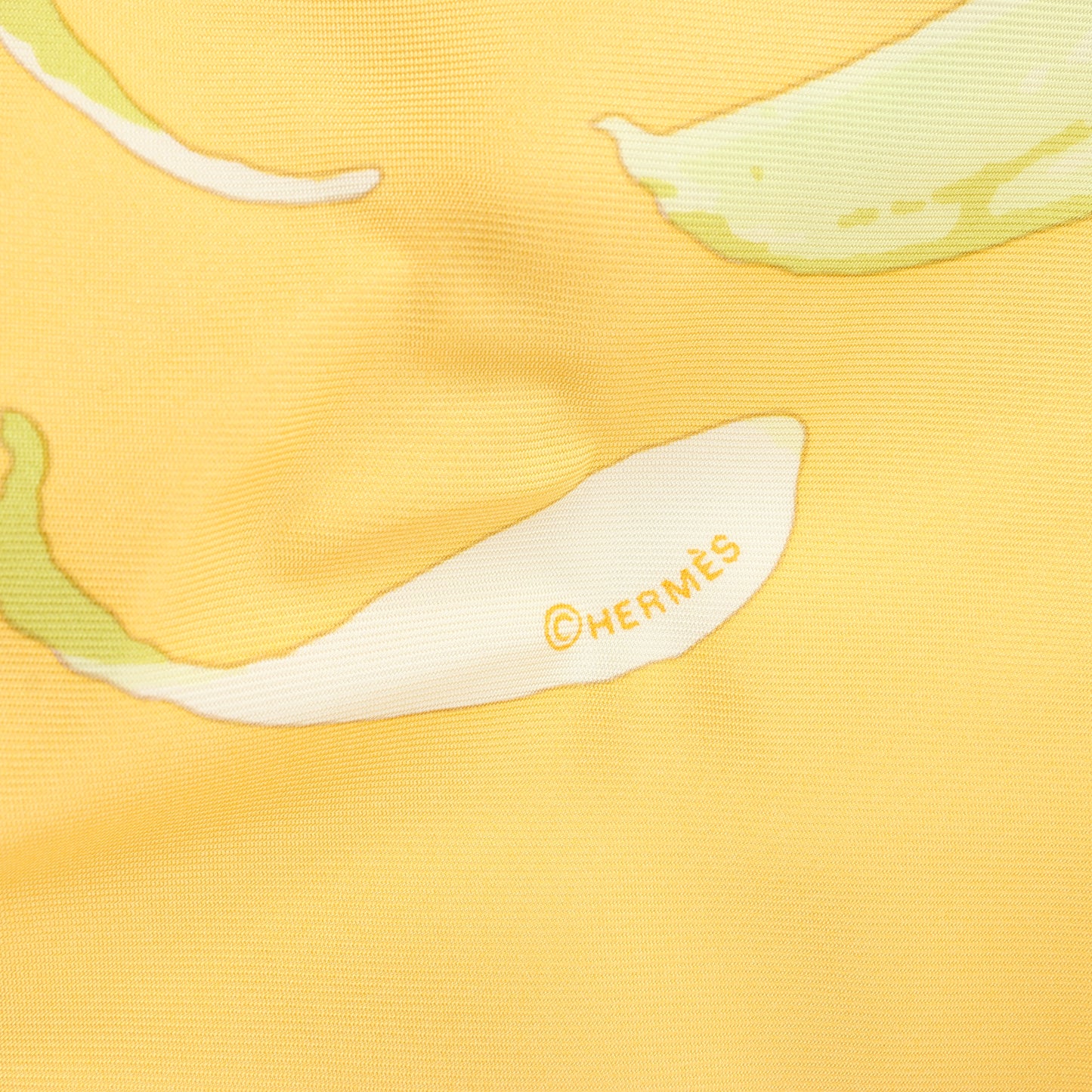 Hermès Carré 90 "Au gre du vent" Silk handkerchief in Yellow