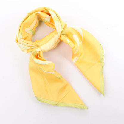 Hermès Carré 90 "Au gre du vent" Silk handkerchief in Yellow