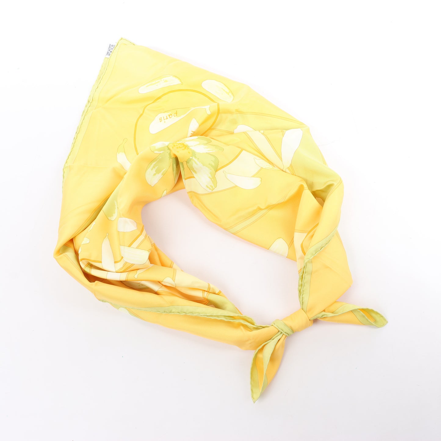 Hermès Carré 90 "Au gre du vent" Silk handkerchief in Yellow