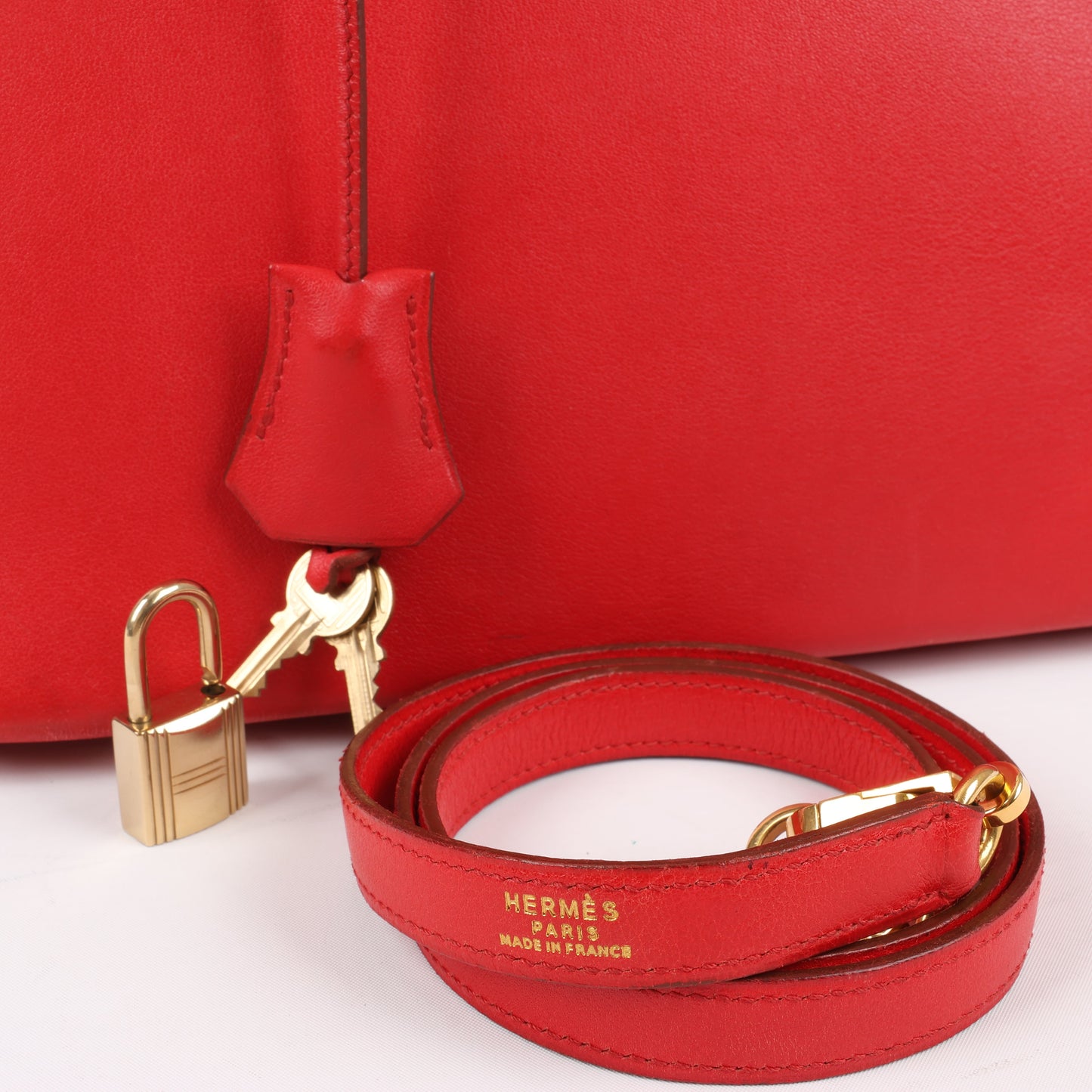 HERMES Bolide 35 Box Leather in Rouge Vif Gold Metal Fittings ○W:1993