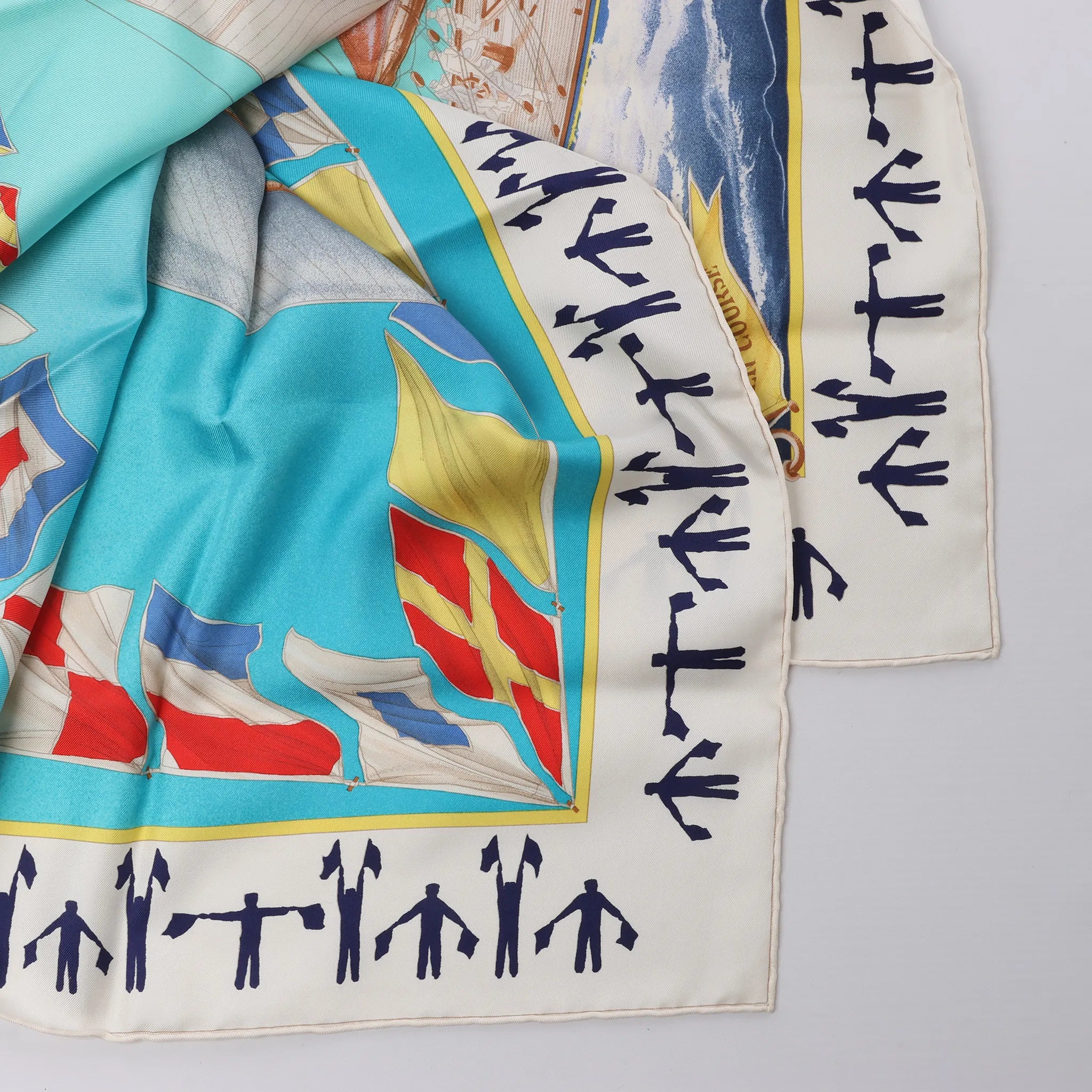 Hermès Carré 90 "En Course" Silk handkerchief in Blue