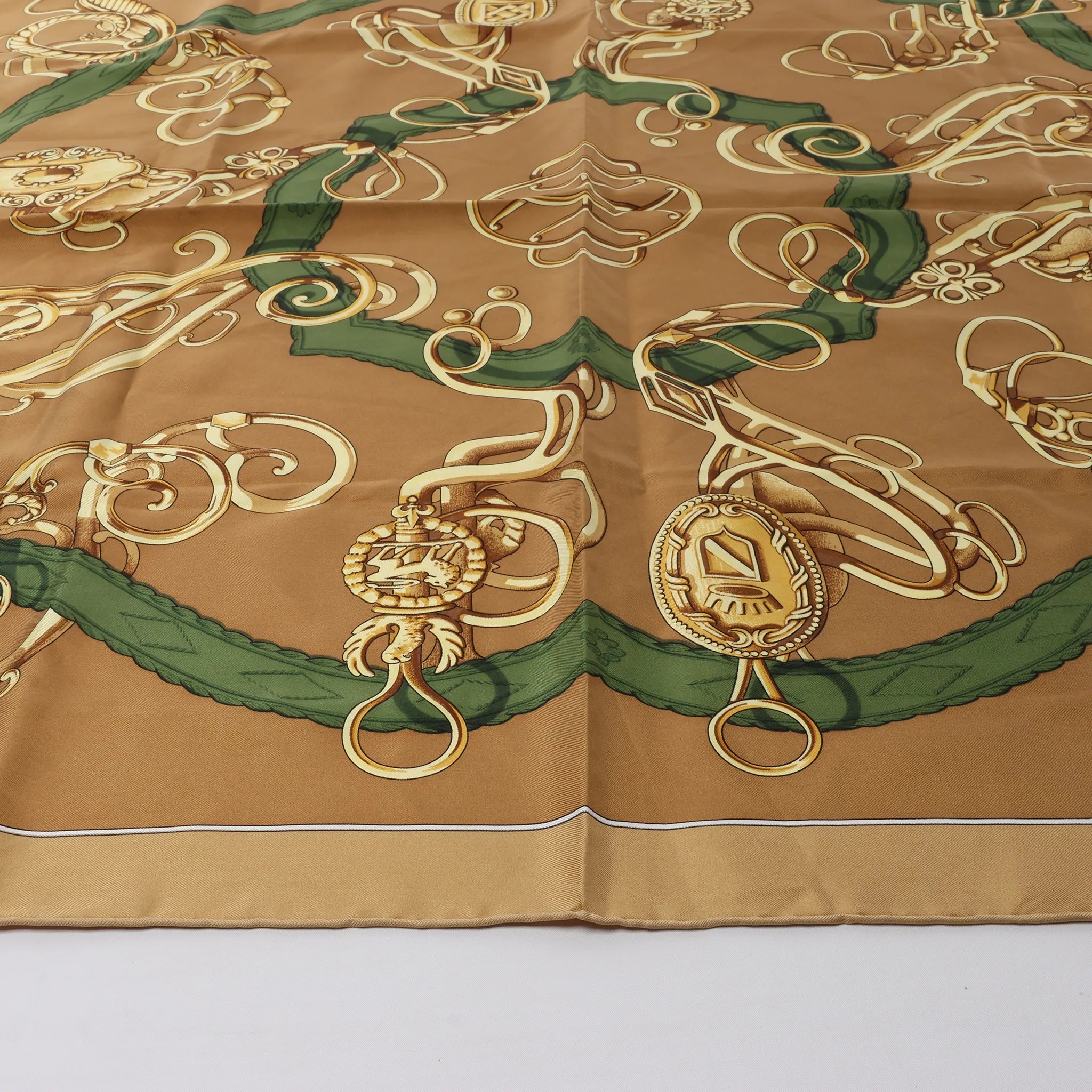 Hermès Carré 90 "Profilé" Silk handkerchief in Brown