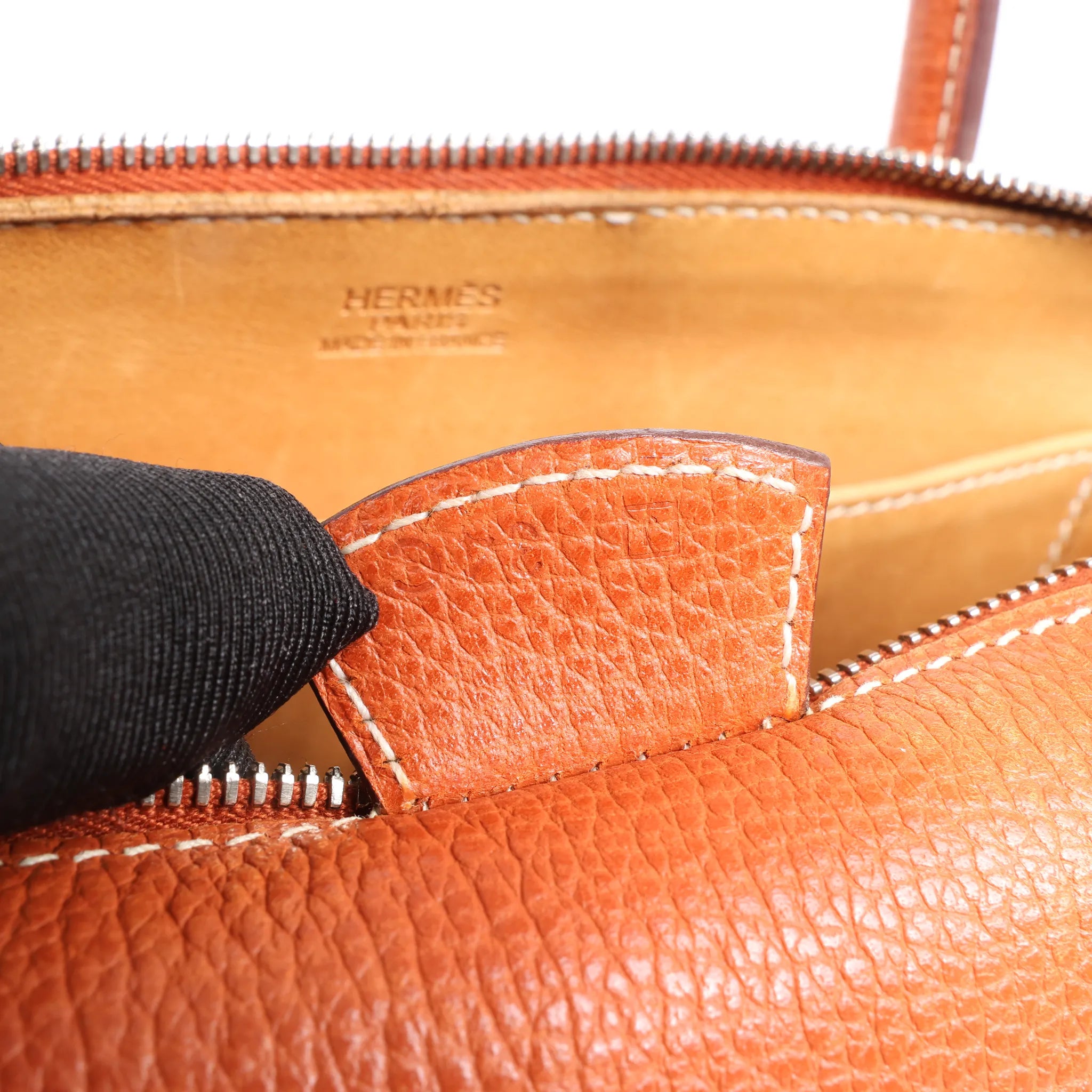 HERMES Bombay 27 Paris Vache Liegee Brique Handbag in Brown □J: 2006