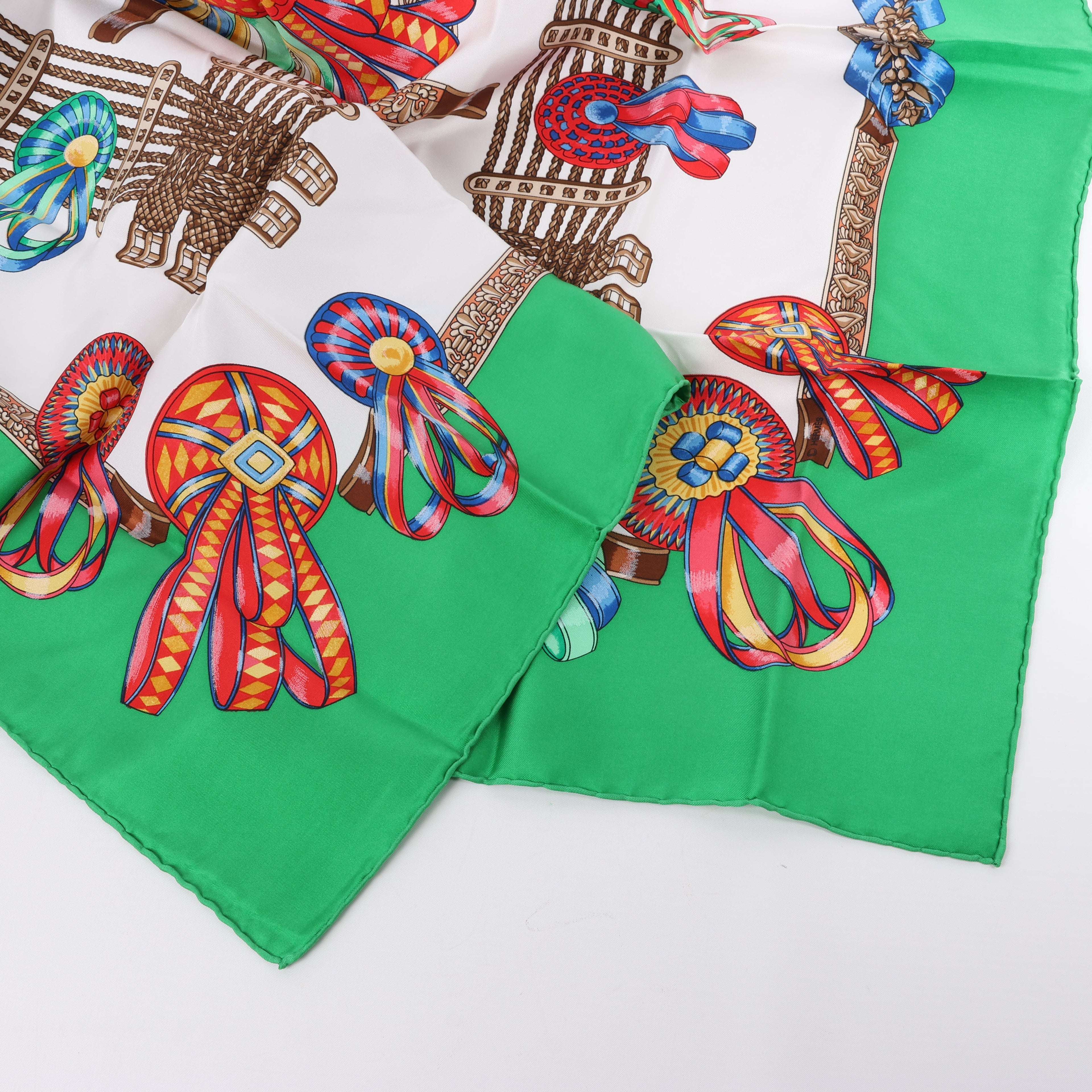 Hermès Carré 90 "Les Rubans du Cheval" Silk handkerchief in Green