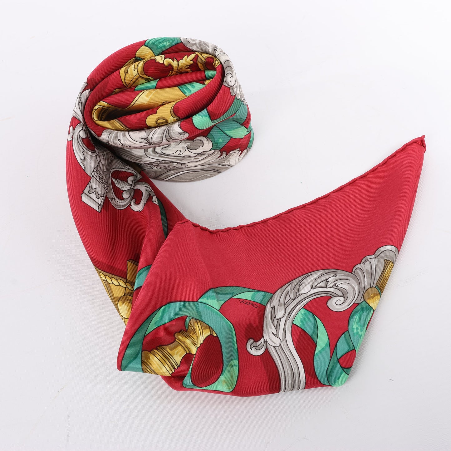 Hermès Carré 90 "Ferronnerie" Silk handkerchief in Red