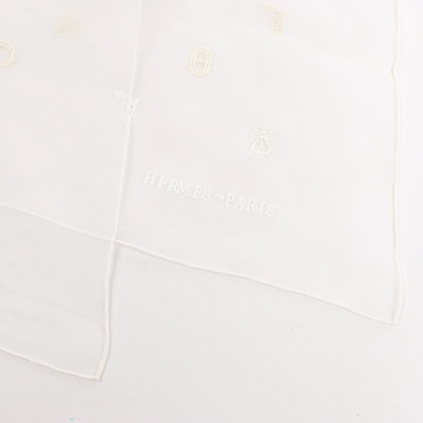 Hermès Carré 100 "Multicharms" Silk handkerchief in White