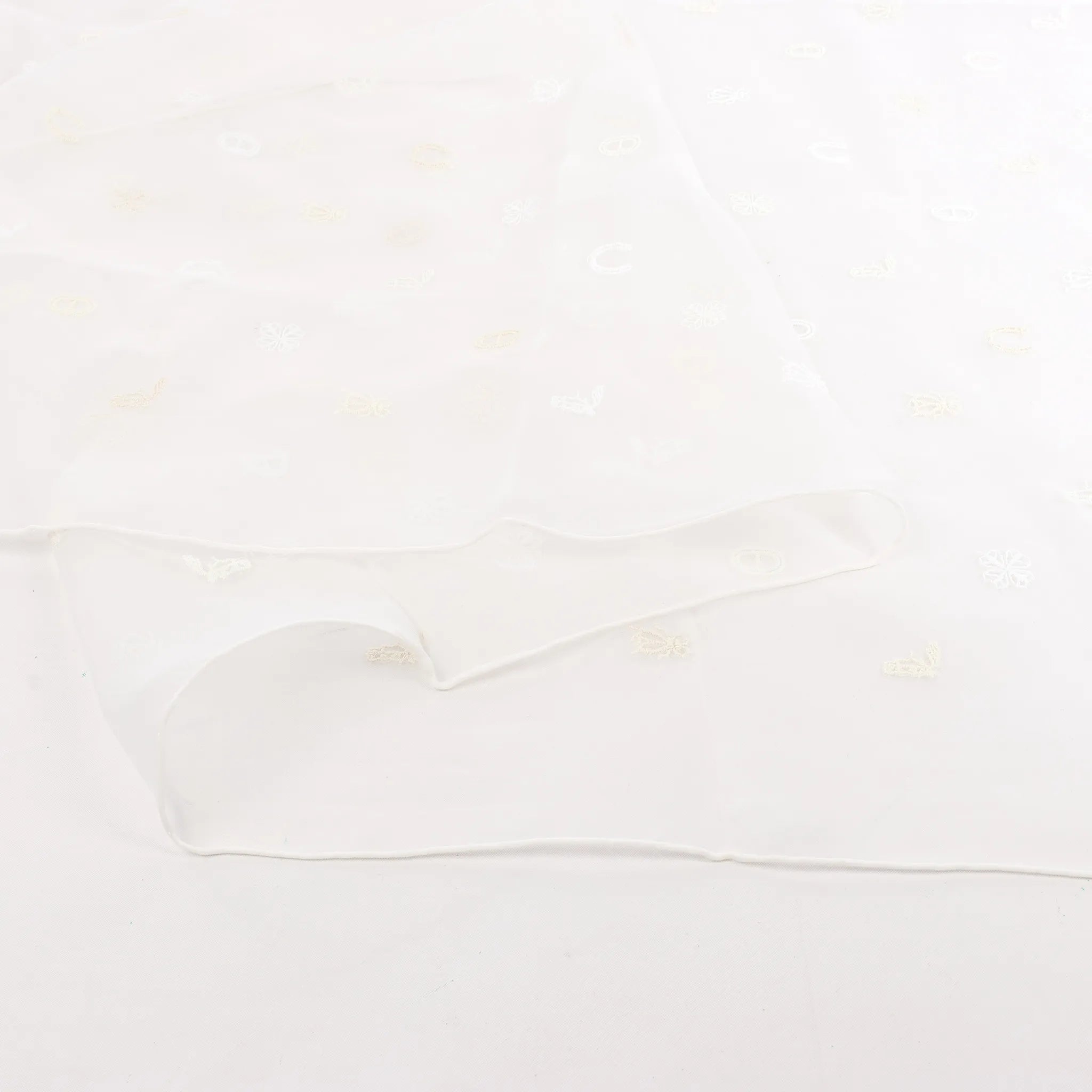 Hermès Carré 100 "Multicharms" Silk handkerchief in White