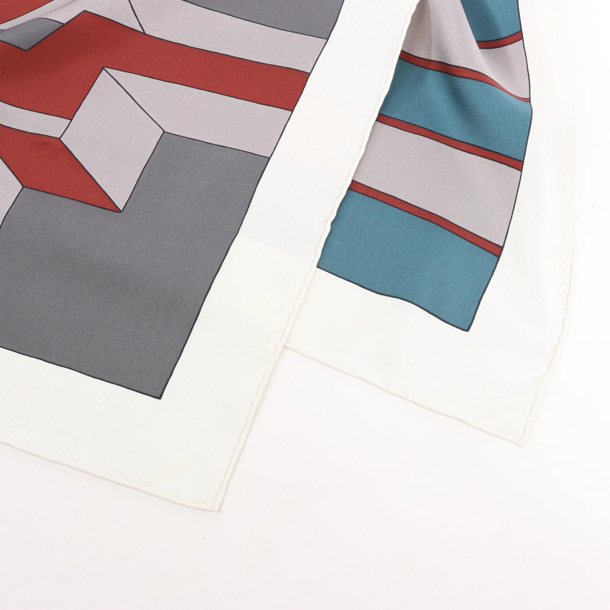 Hermès Carré 140 "ONE TWO THREE AND AWAY WE GO" Silk handkerchief in Gray