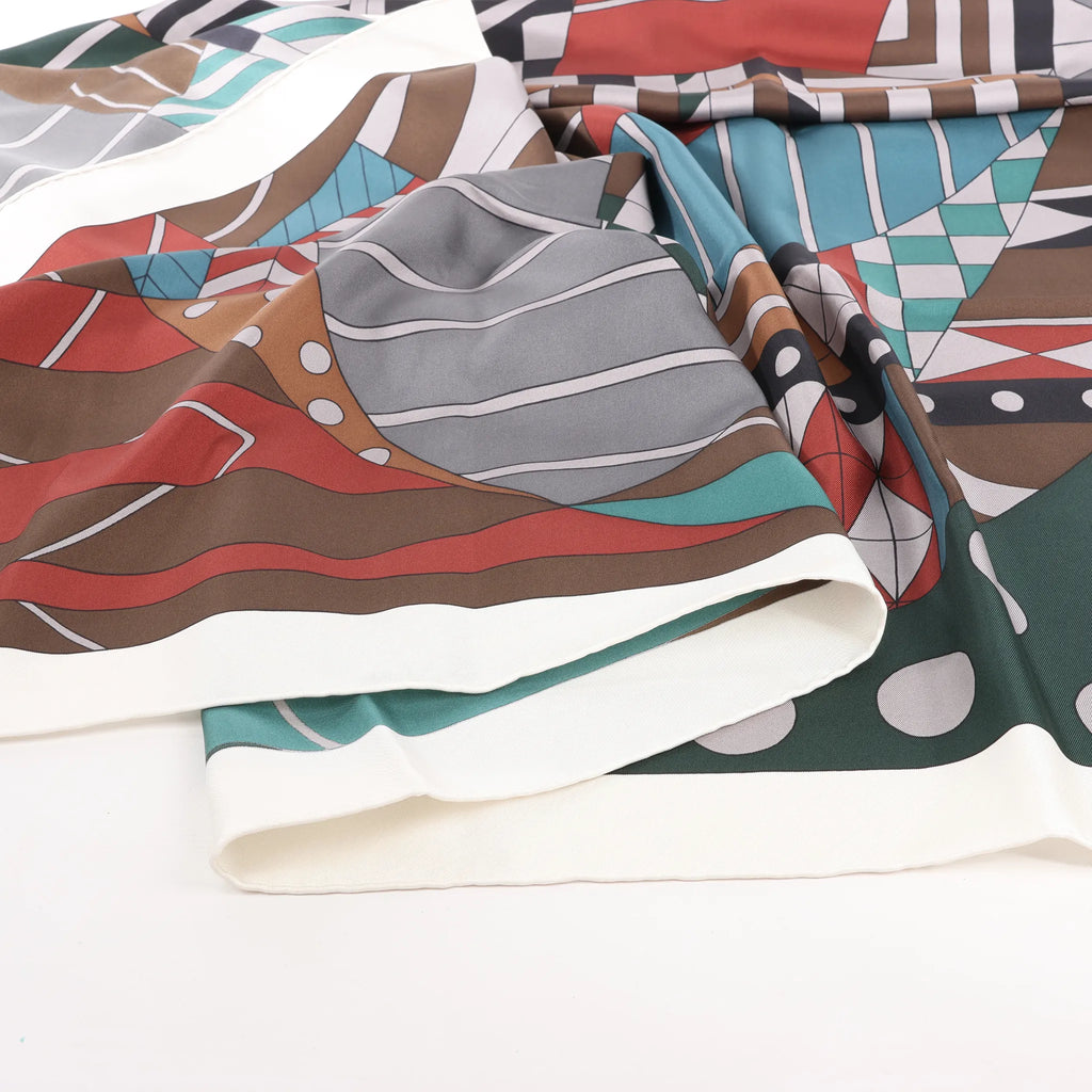 Hermès Carré 140 "ONE TWO THREE AND AWAY WE GO" Silk handkerchief in Gray