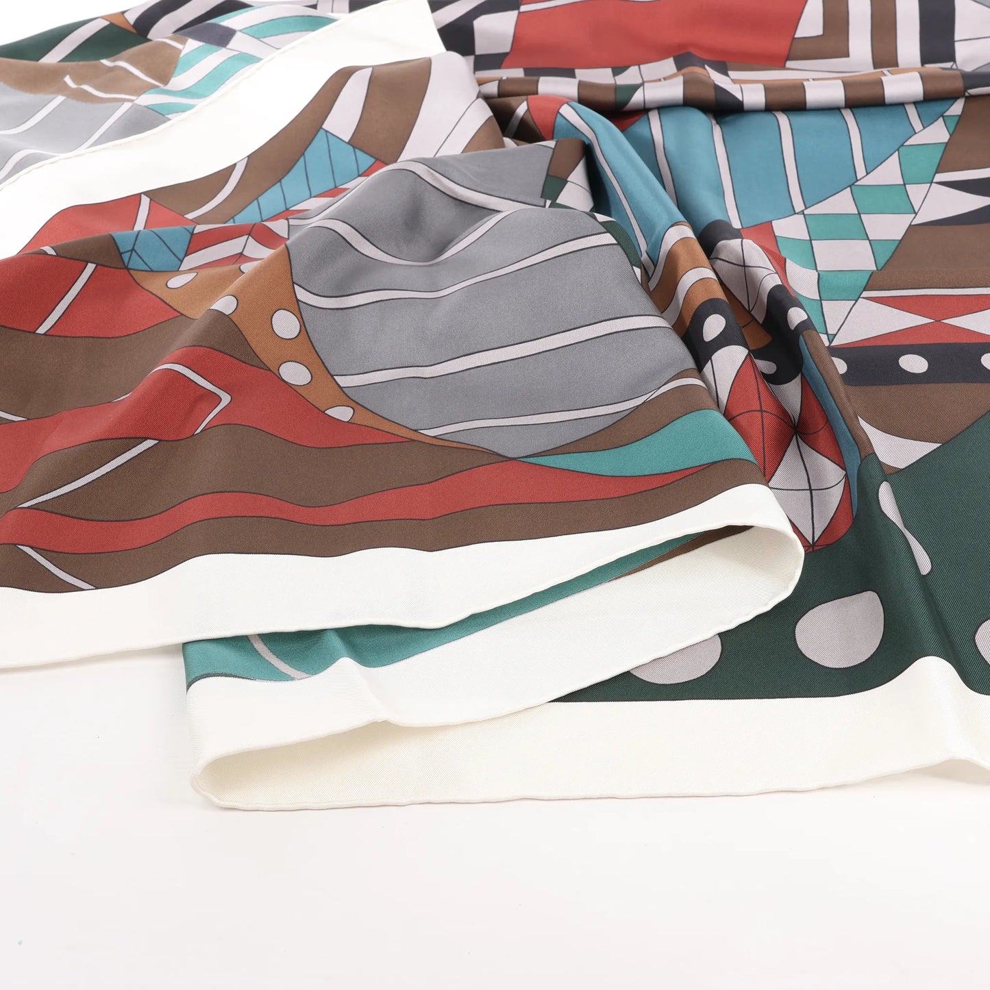 Hermès Carré 140 "ONE TWO THREE AND AWAY WE GO" Silk handkerchief in Gray