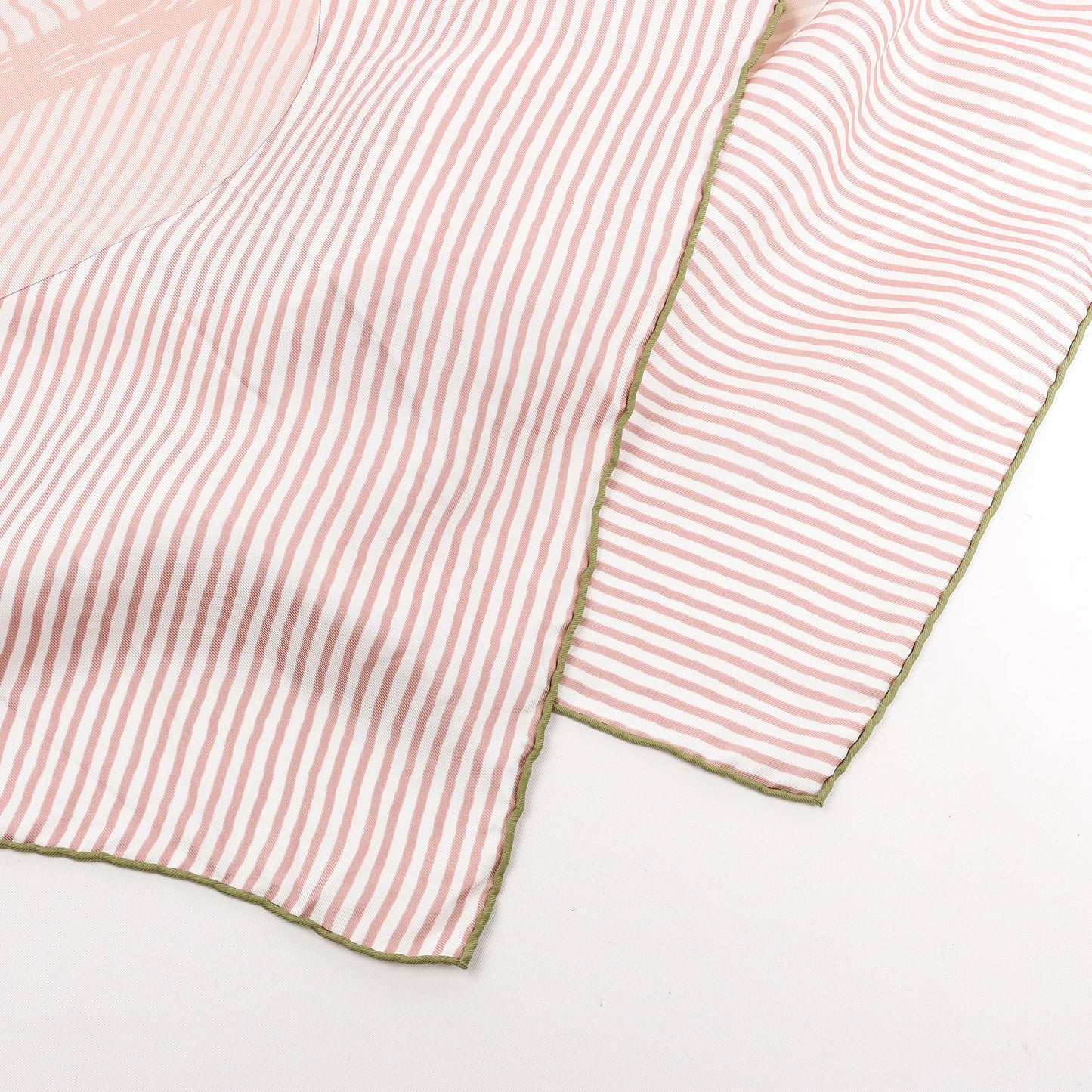 Hermès Carré 140 "SUITE ET POURSUITE" Silk handkerchief in Pink