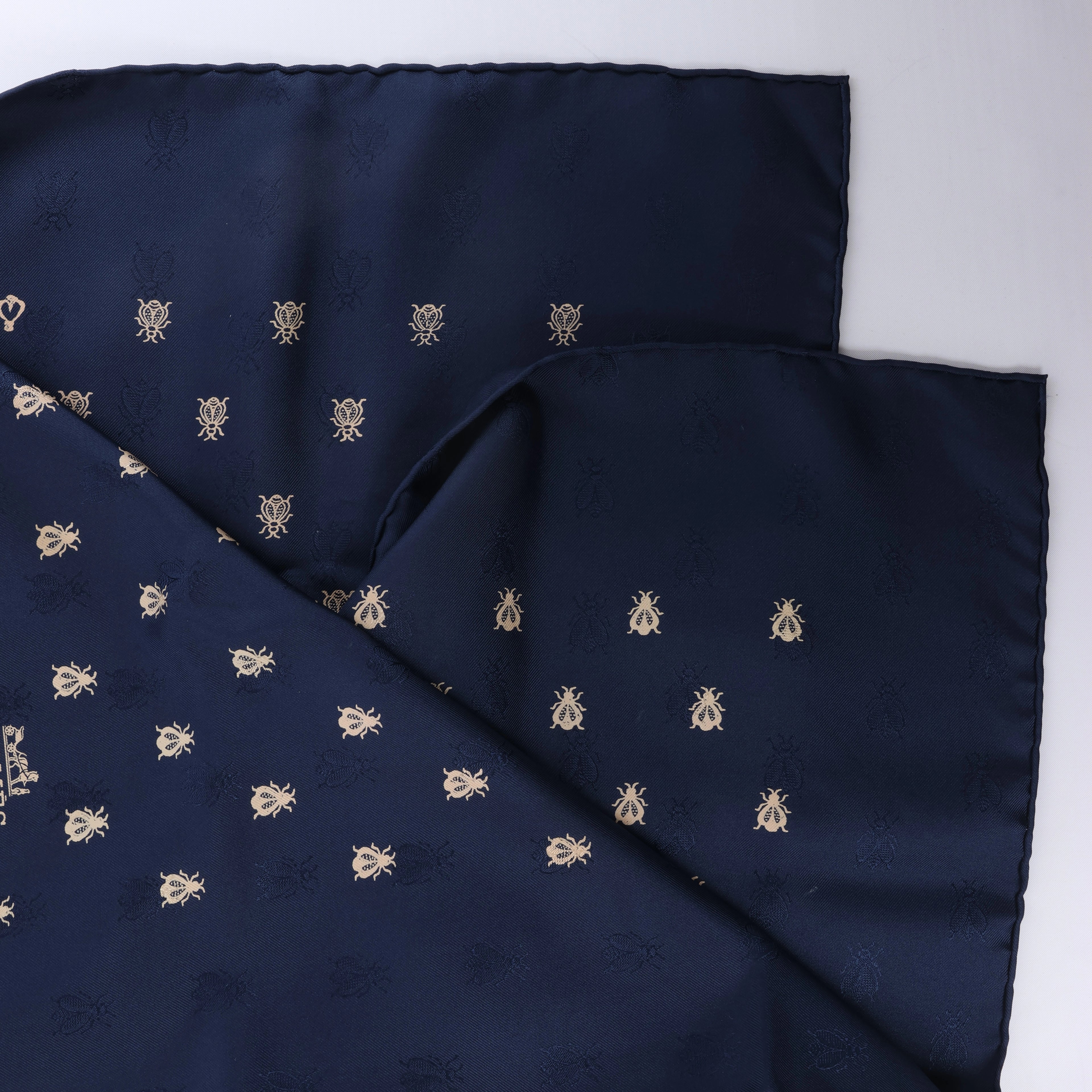 Pañuelo de seda Hermès Carré 70 "soleil de soie" en azul