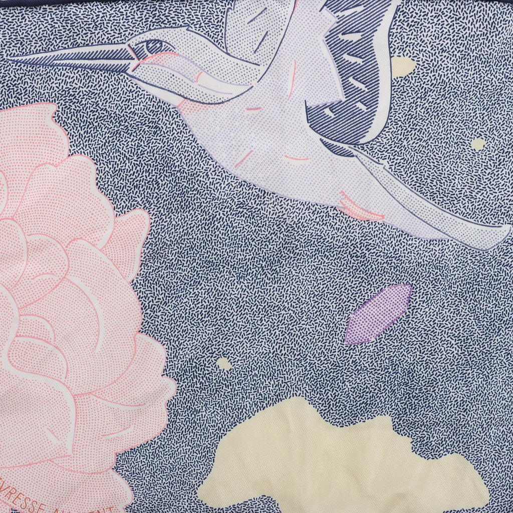 Hermès Carré 70 "Drunk by the wind" Silk handkerchief in Gray