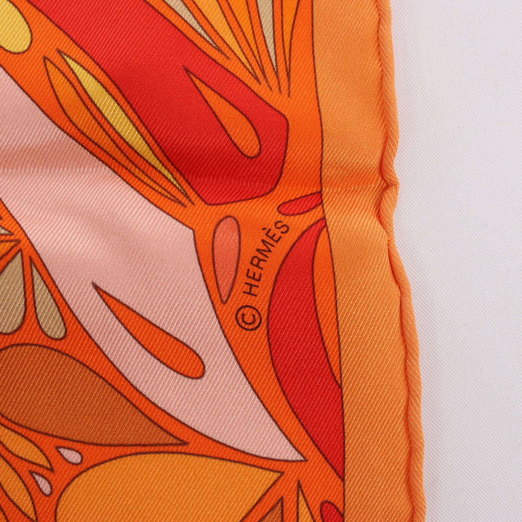 Hermès Carré 70 "MILLEFLEURS DU MEXIQUE" Silk handkerchief in Orange