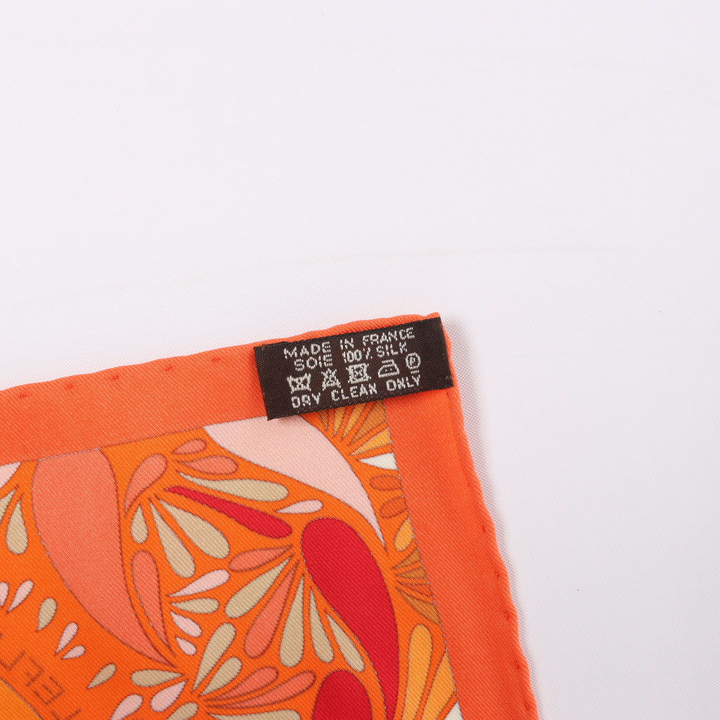 Hermès Carré 70 "MILLEFLEURS DU MEXIQUE" Silk handkerchief in Orange