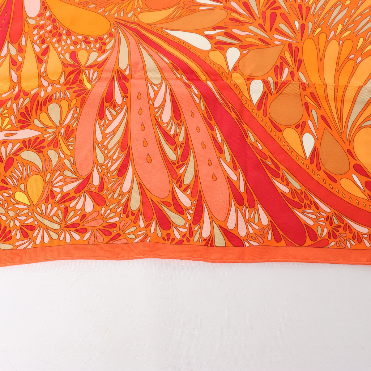 Hermès Carré 70 "MILLEFLEURS DU MEXIQUE" Silk handkerchief in Orange
