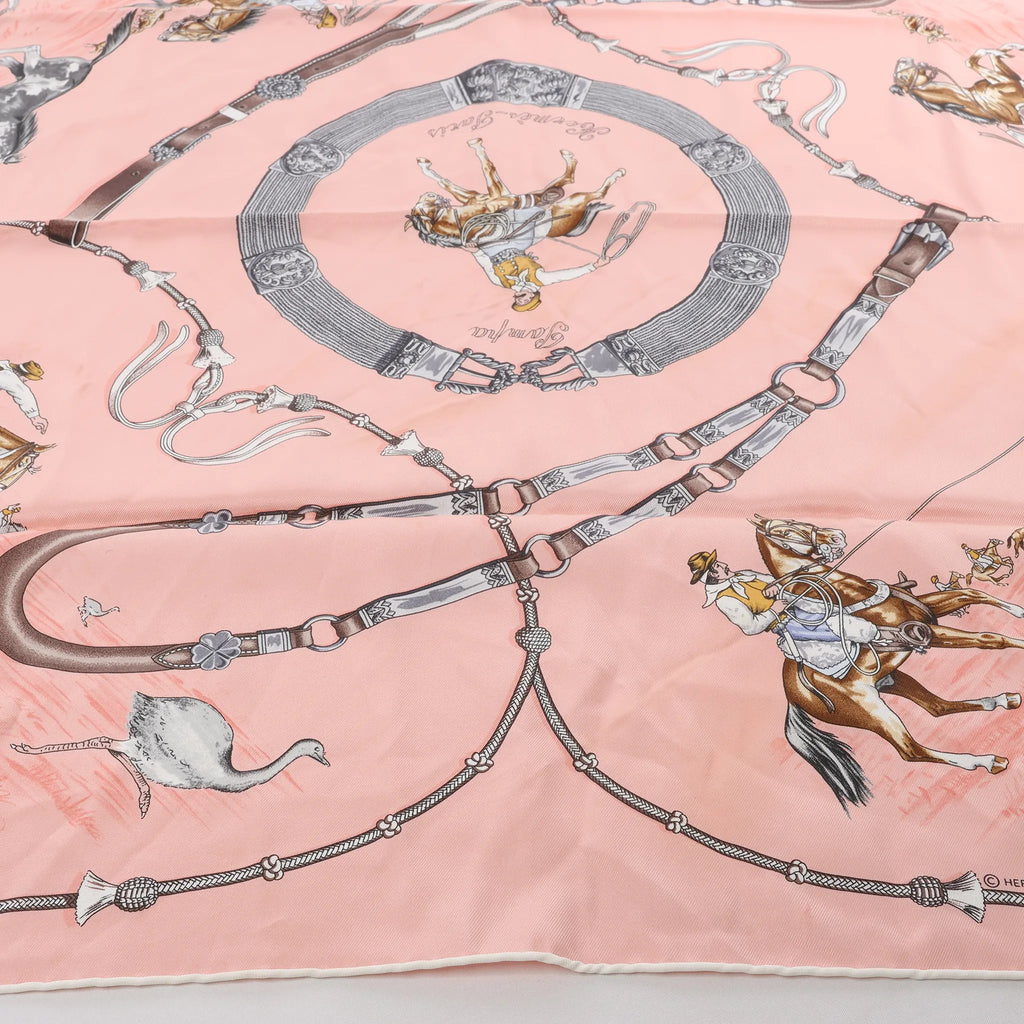 Hermès Carré 70 "Pampa prairie" Silk handkerchief in Pink