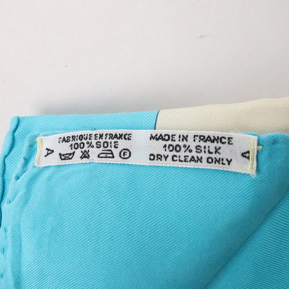 Hermès Carré 90 "A LA GLOIRE DE LA CUISINE FRANCAISE" Silk handkerchief in Blue