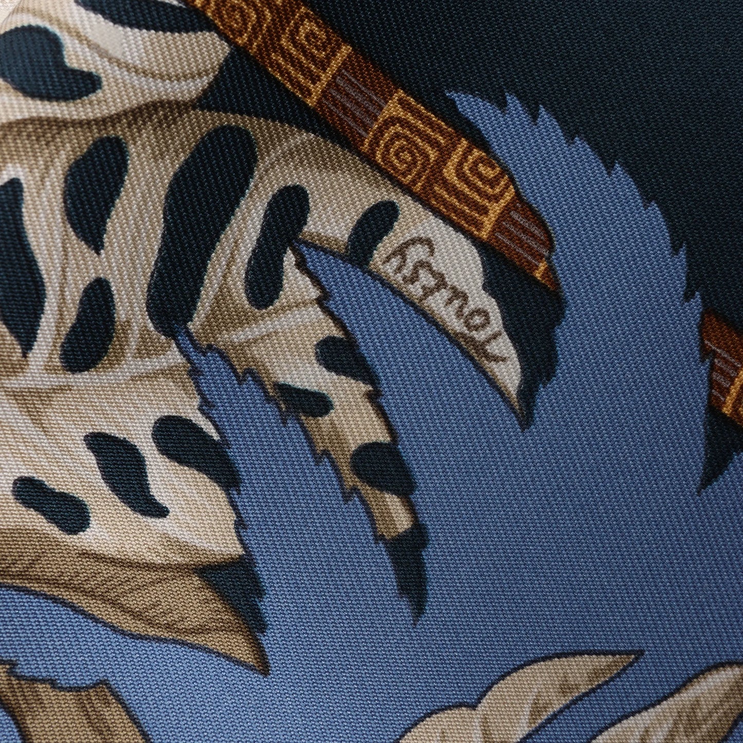 Hermès Carré 90 "ALOHA" Silk handkerchief in Navy Blue x Beige