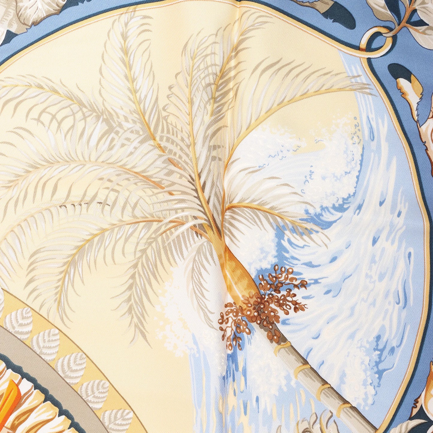 Hermès Carré 90 "ALOHA" Silk handkerchief in Navy Blue x Beige