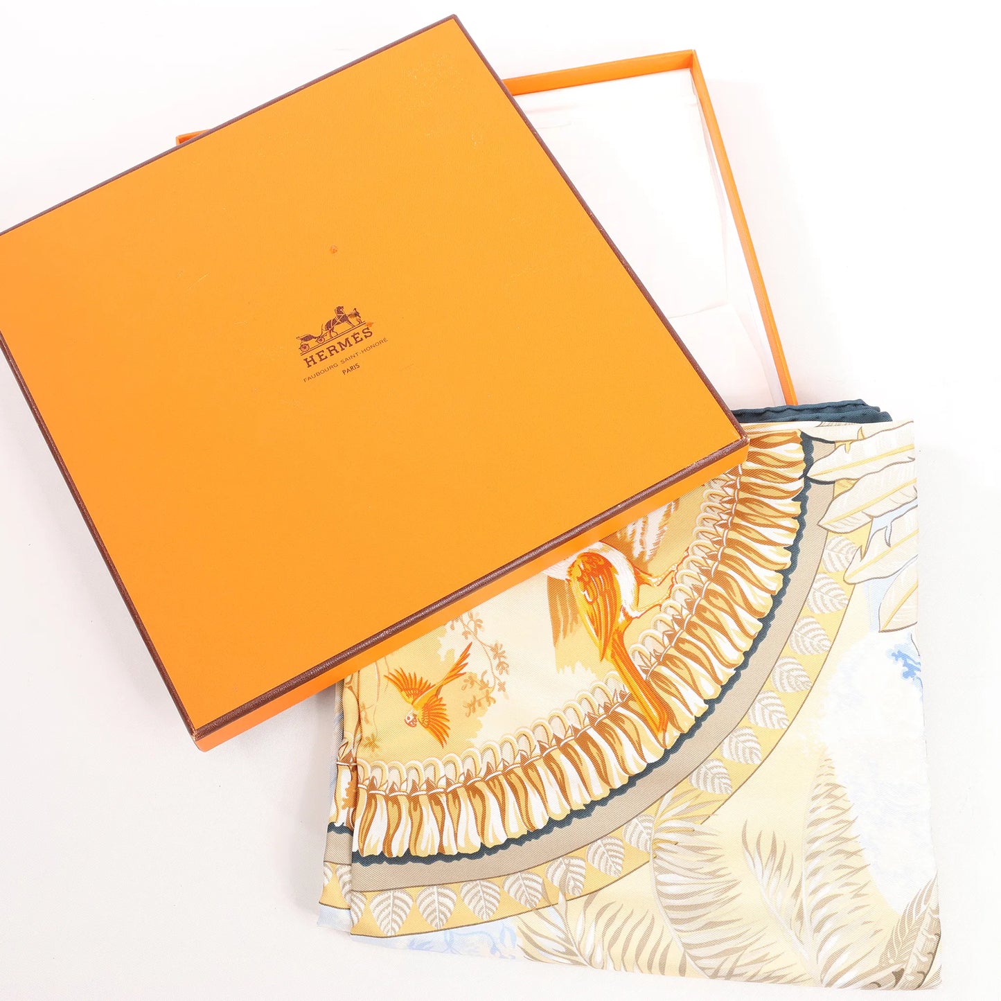 Hermès Carré 90 "ALOHA" Silk handkerchief in Navy Blue x Beige