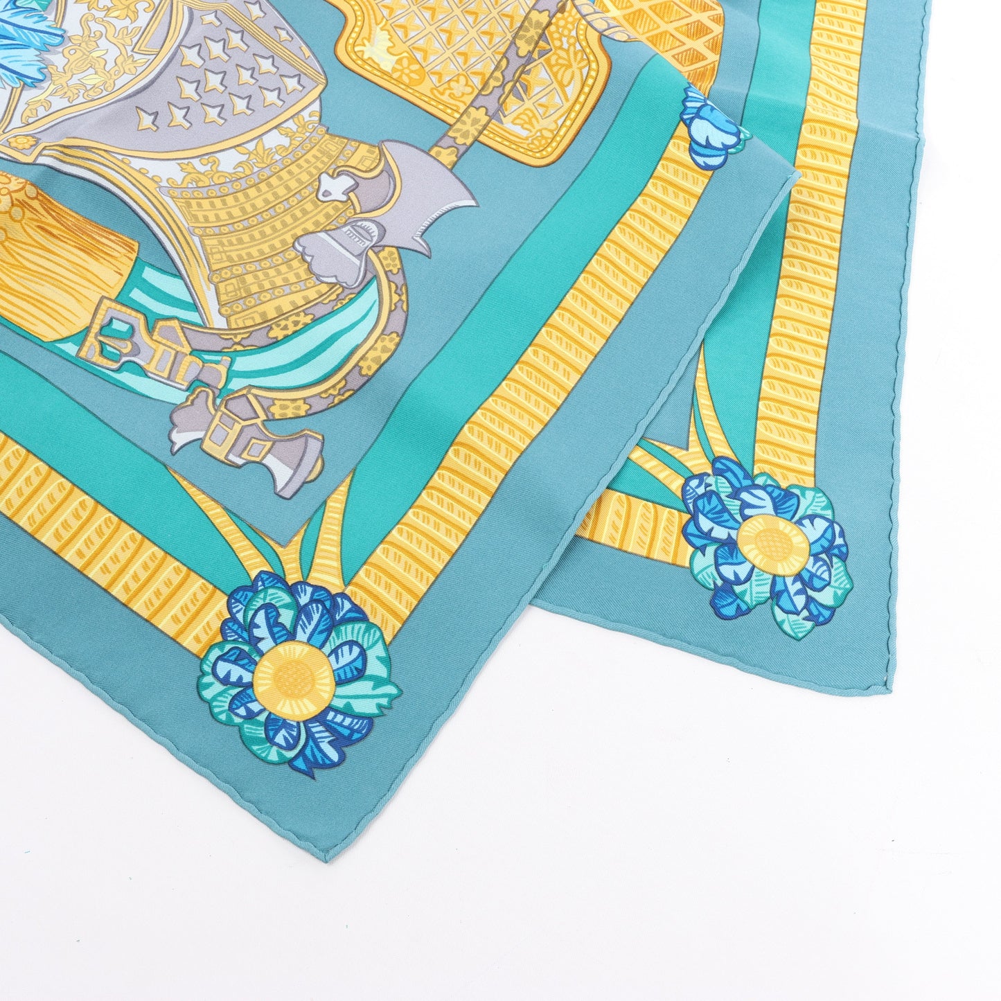 Hermès Carré 90 "ARMETS en PANACHE" Silk handkerchief in Green