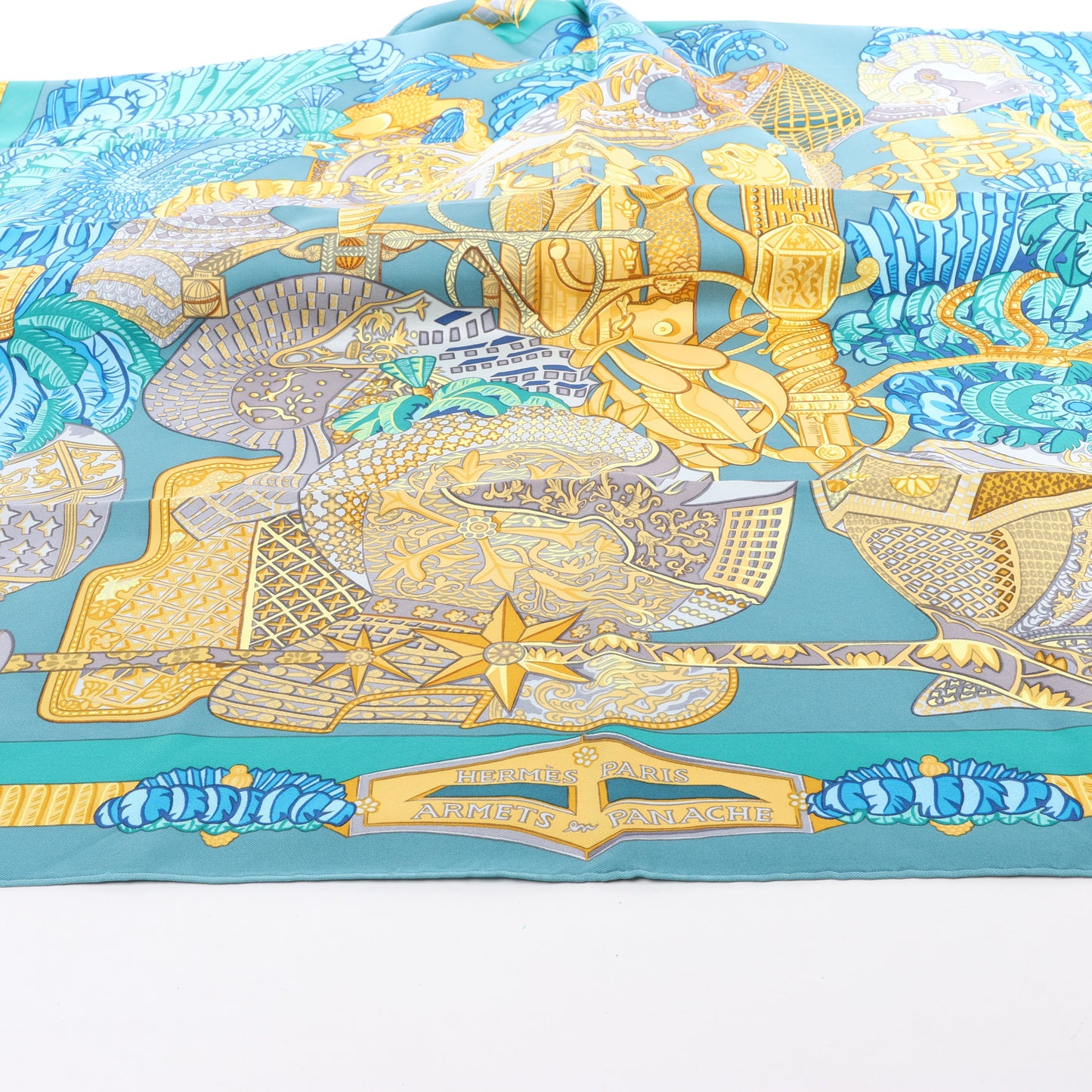 Hermès Carré 90 "ARMETS en PANACHE" Silk handkerchief in Green