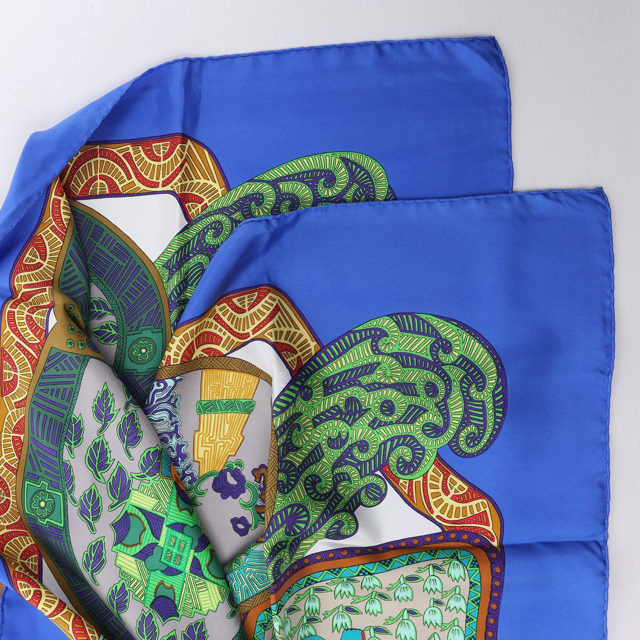 Hermès Carré 90 "Art des Steppes" Silk handkerchief in Blue