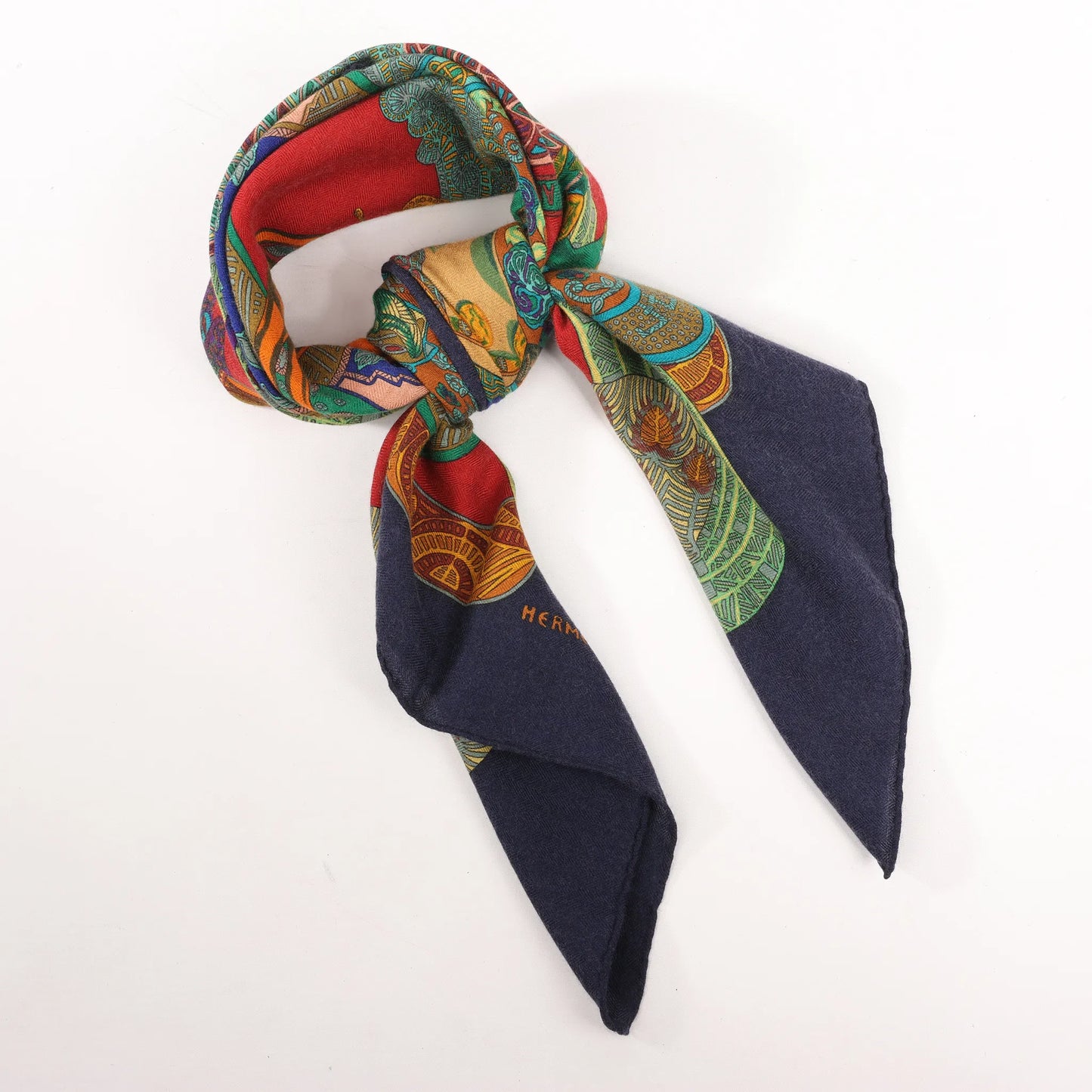 Hermès Carré 90 "ART des STEPPES" Mouchoir en Soie Bleu Marine