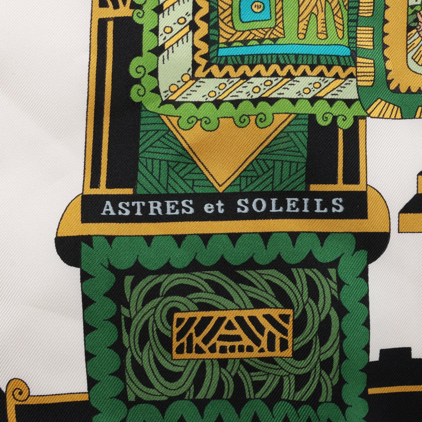 Hermès Carré 90 „ASTRES et SOLEILS“ Schal aus 100 % Seide in Grün