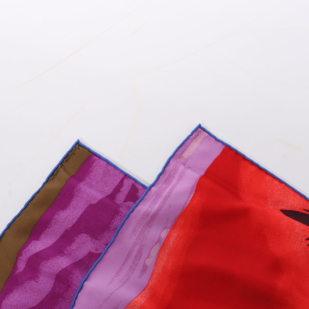 Hermès Carré 90 "AU BOUT DU MONDE" Silk handkerchief in Purple x Red