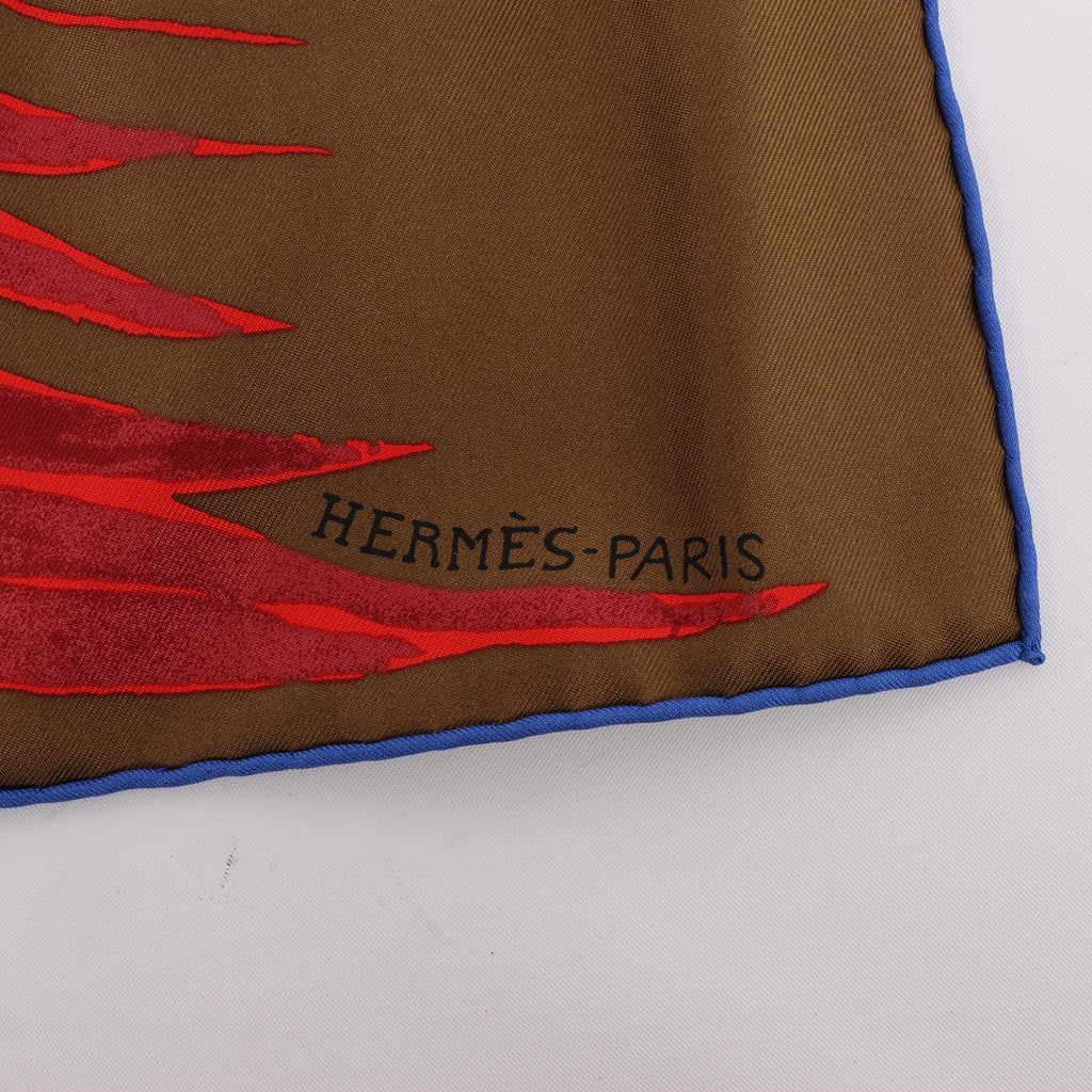 Hermès Carré 90 "AU BOUT DU MONDE" Silk handkerchief in Purple x Red