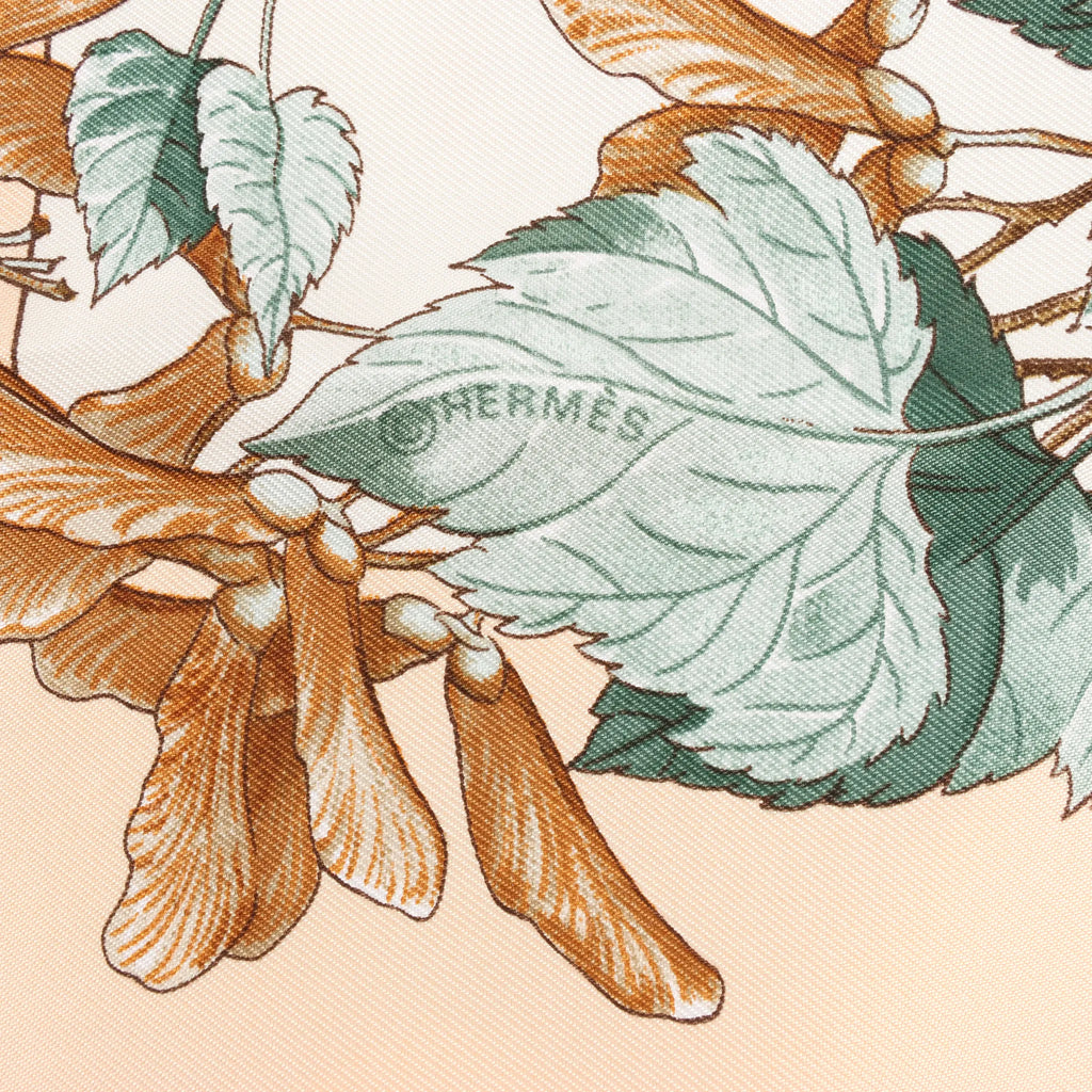 Hermès Carré 90 "AU COEUR DES BOIS" Silk handkerchief in Beige