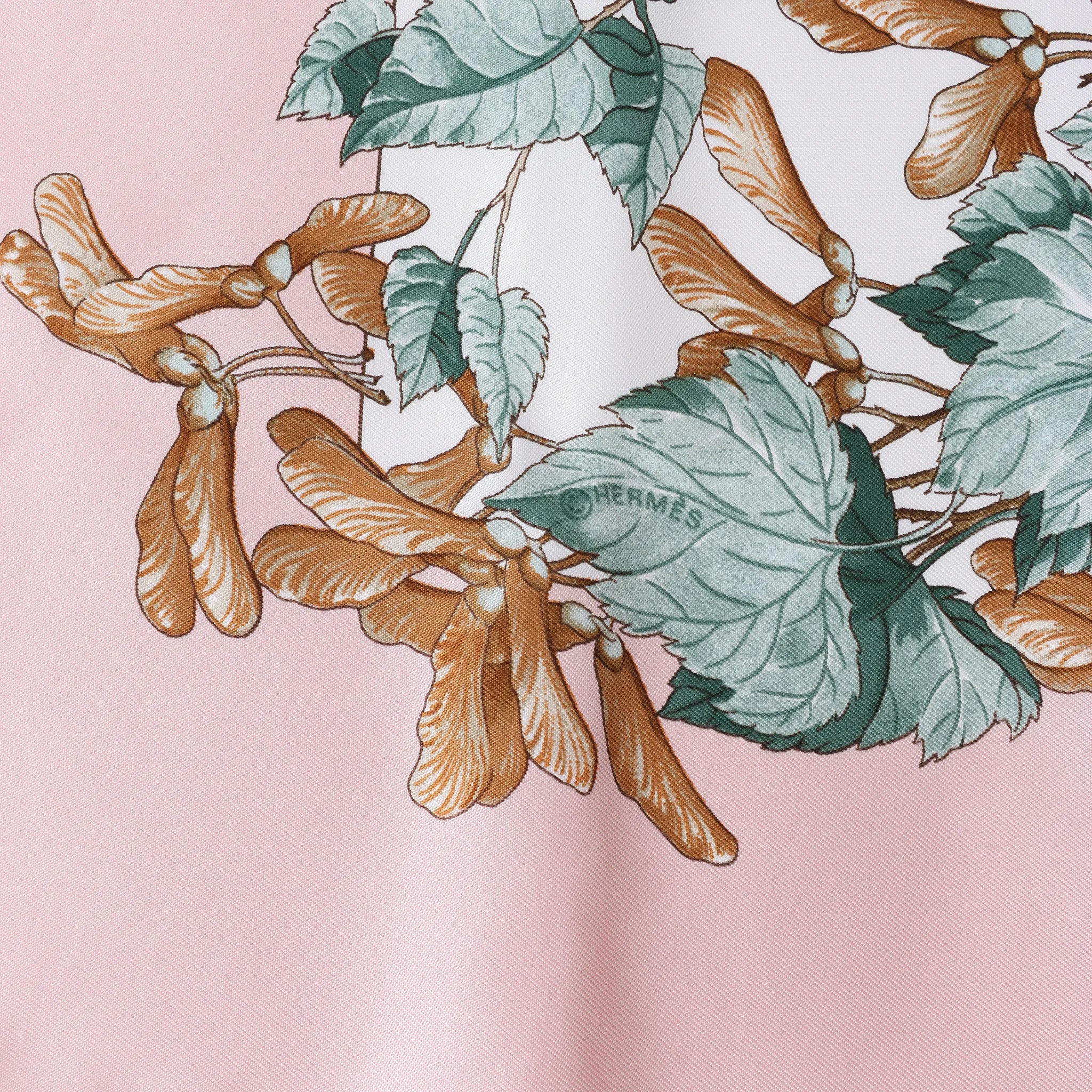 Hermès Carré 90 "AU COEUR DES BOIS" Silk handkerchief in Pink