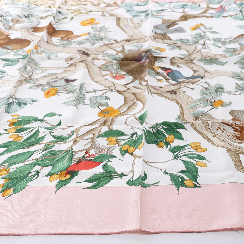 Hermès Carré 90 "AU COEUR DES BOIS" Silk handkerchief in Pink