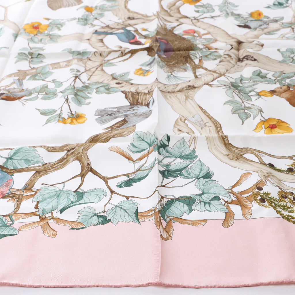 Hermès Carré 90 "AU COEUR DES BOIS" Silk handkerchief in Pink