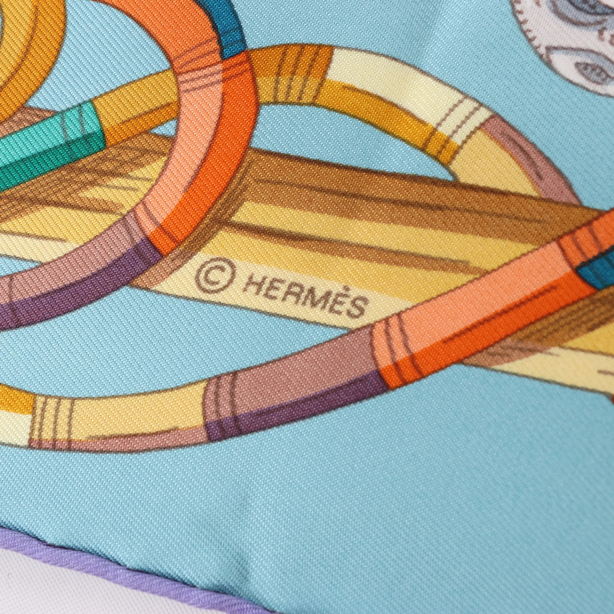 Hermès Carré 90 "AU FIL DU CARRE" Silk handkerchief in Multicolor