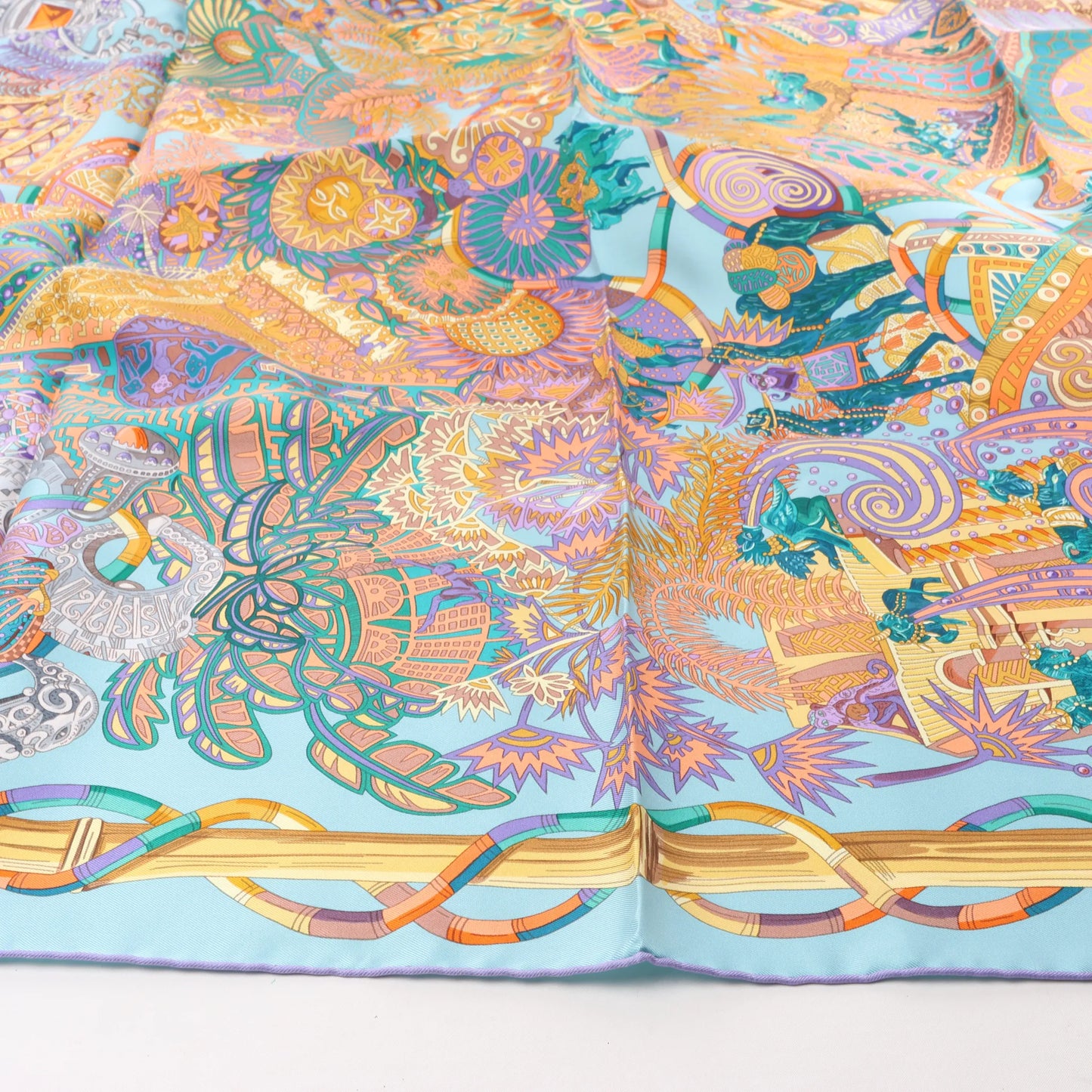 Hermès Carré 90 "AU FIL DU CARRE" Silk handkerchief in Multicolor