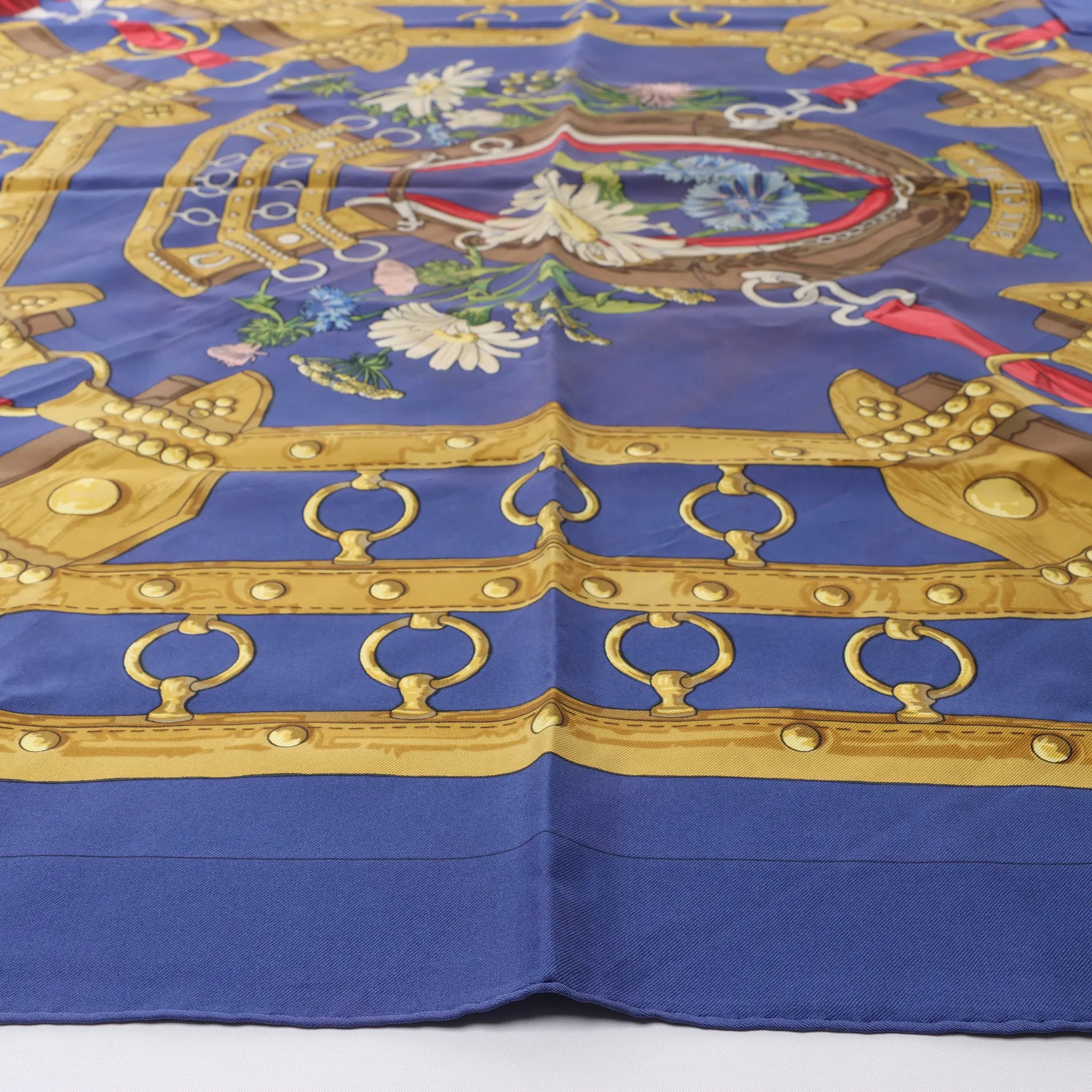 Hermès Carré 90 "AUX CHAMPS" Silk handkerchief in Navy Blue